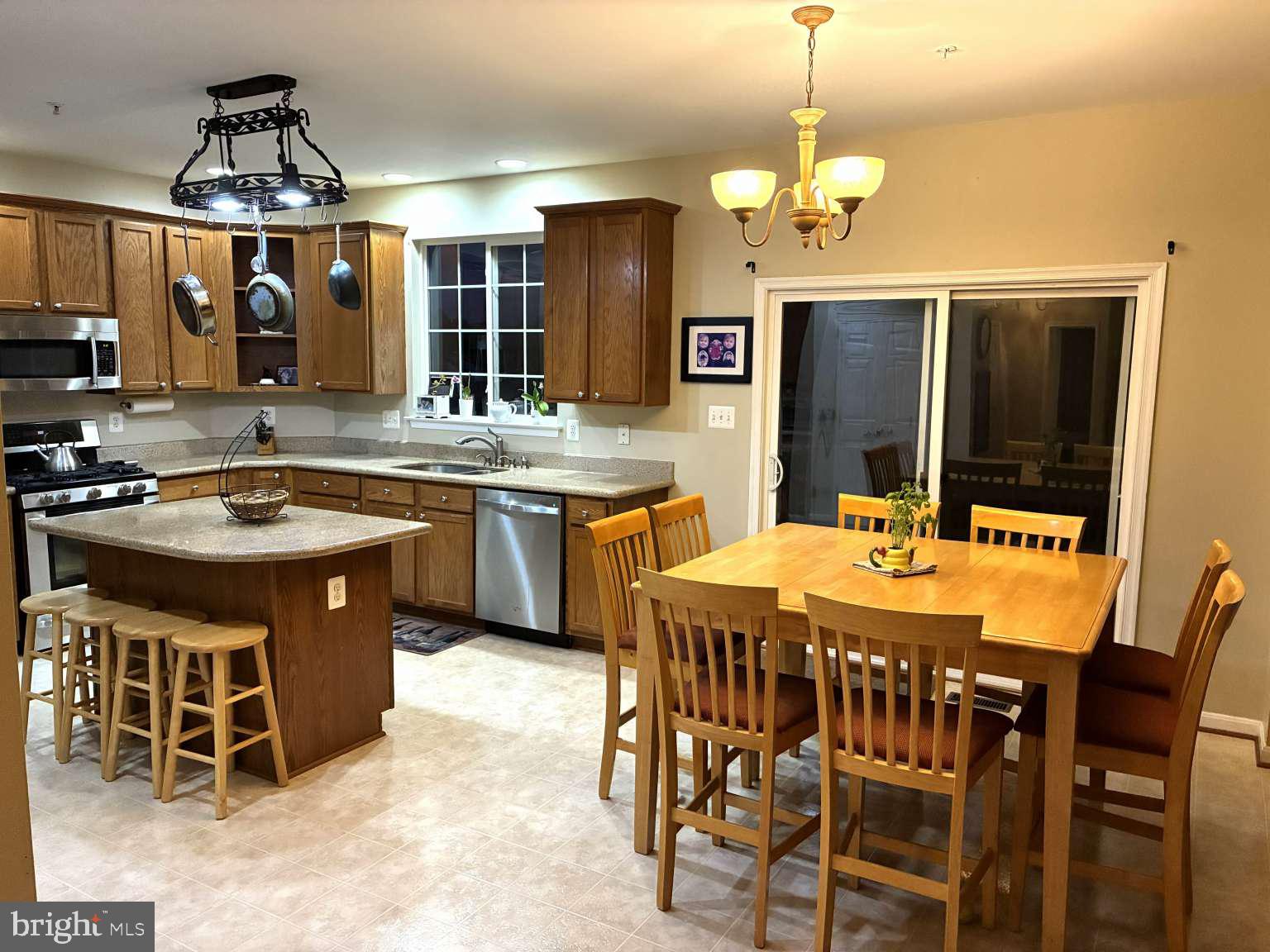 SENECA CROSSING - Residential