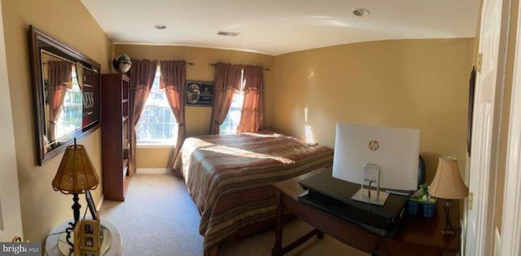 SENECA CROSSING - Residential