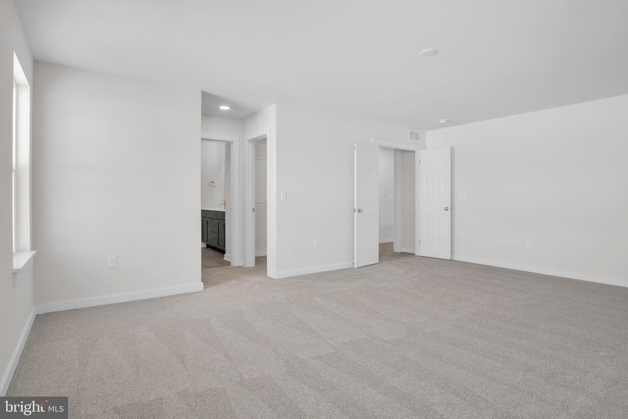 SOUTHGATE - Residential