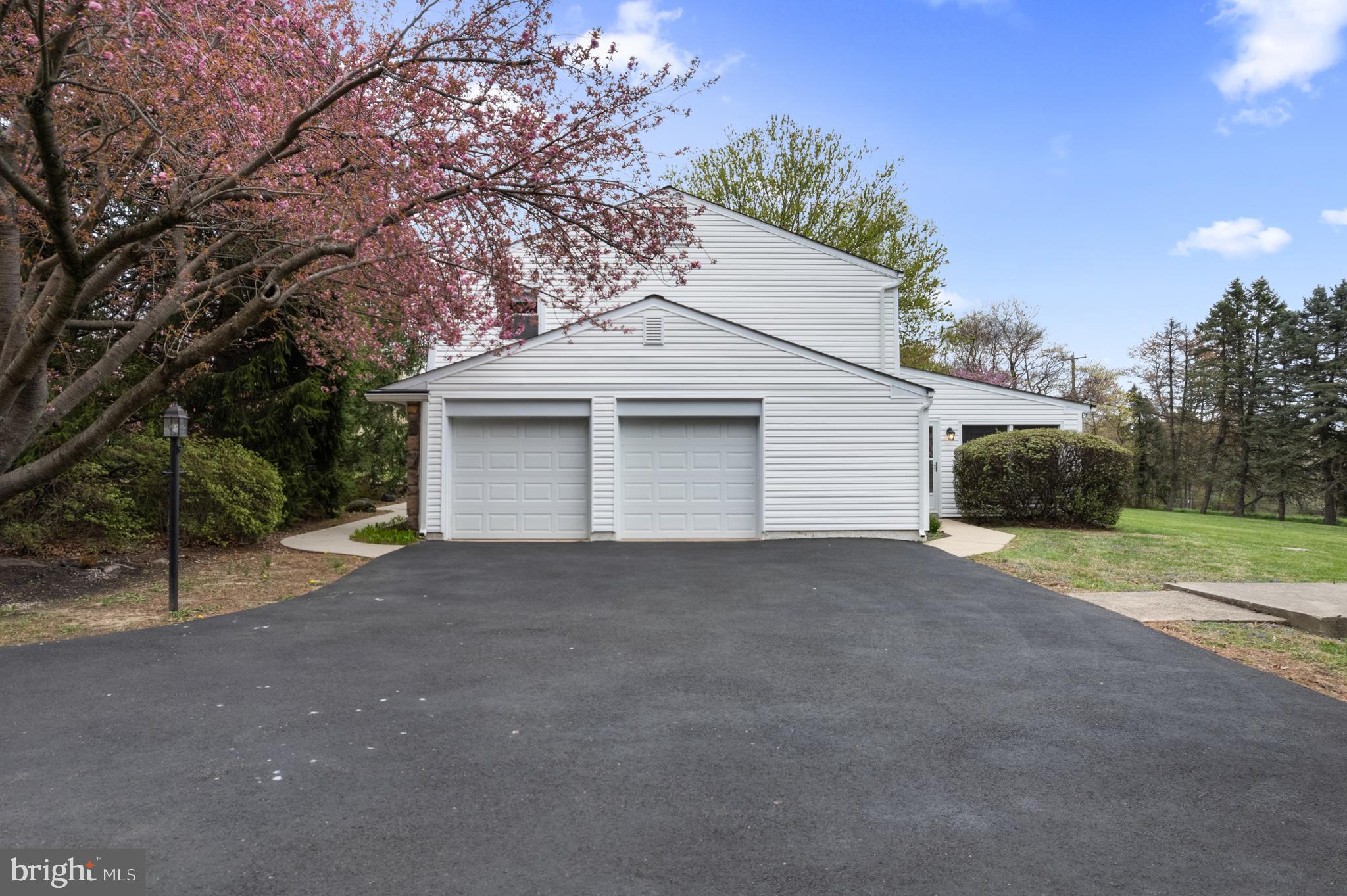 PHEASANT RIDGE - Residential