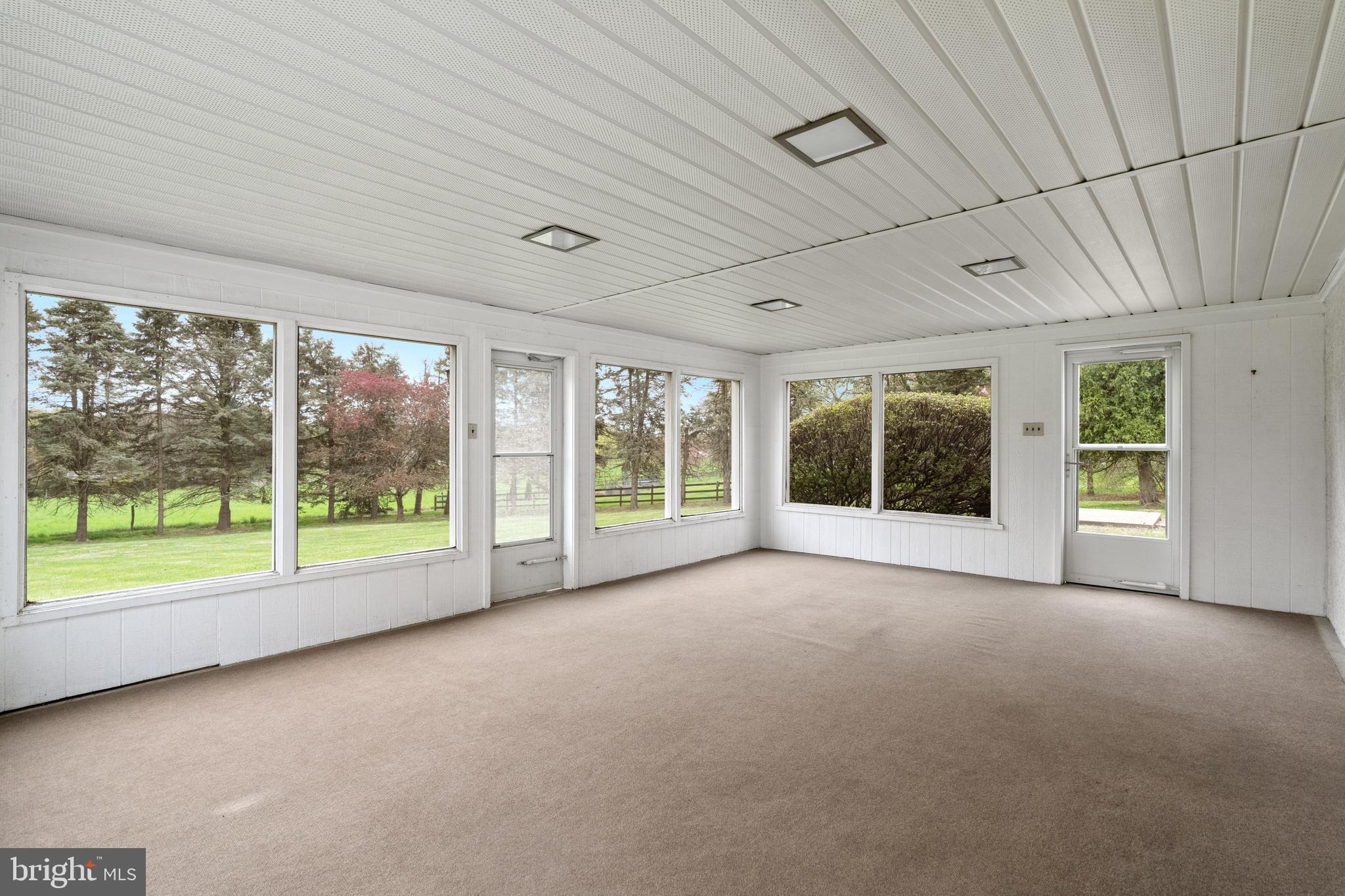 PHEASANT RIDGE - Residential