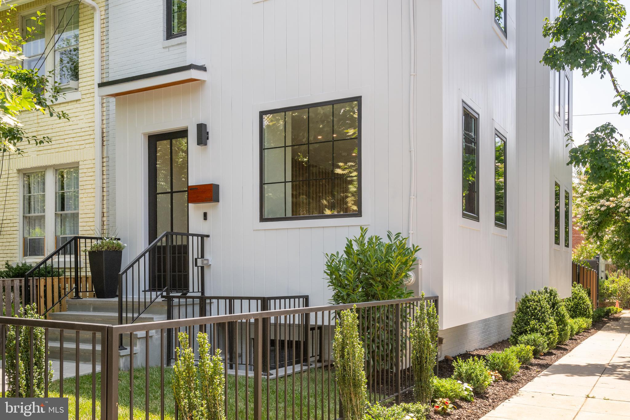BURLEITH - Residential