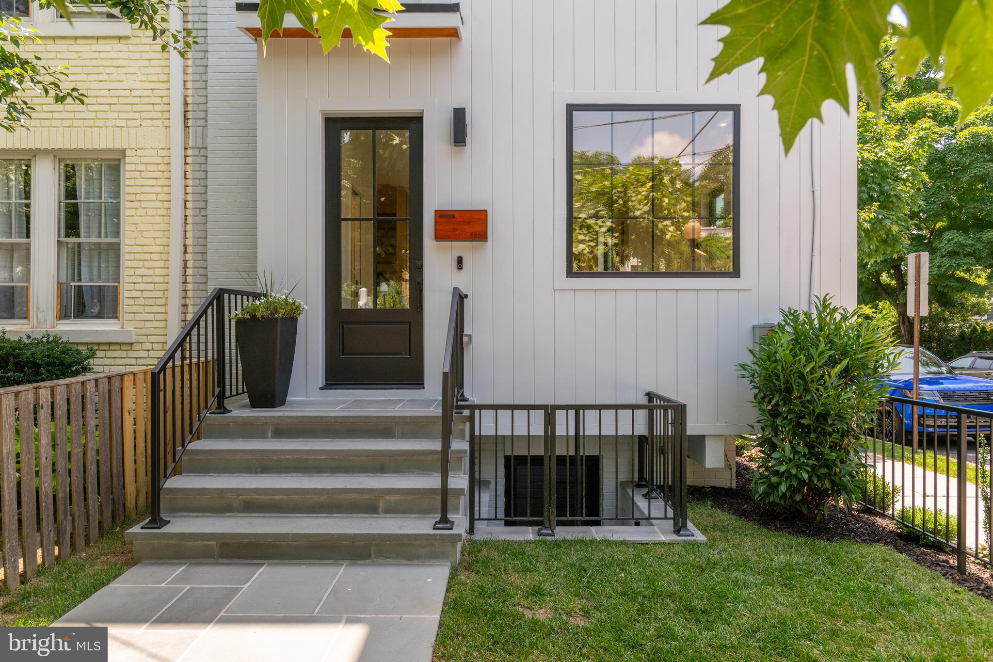 BURLEITH - Residential