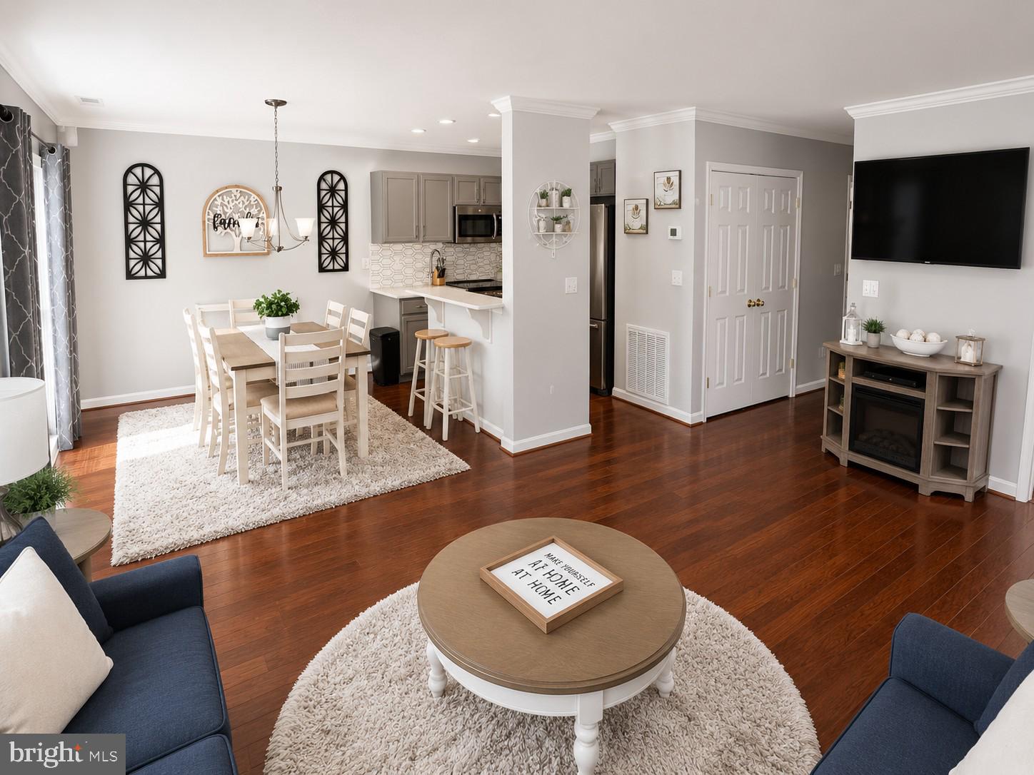 BAYSIDE MARINA - Residential