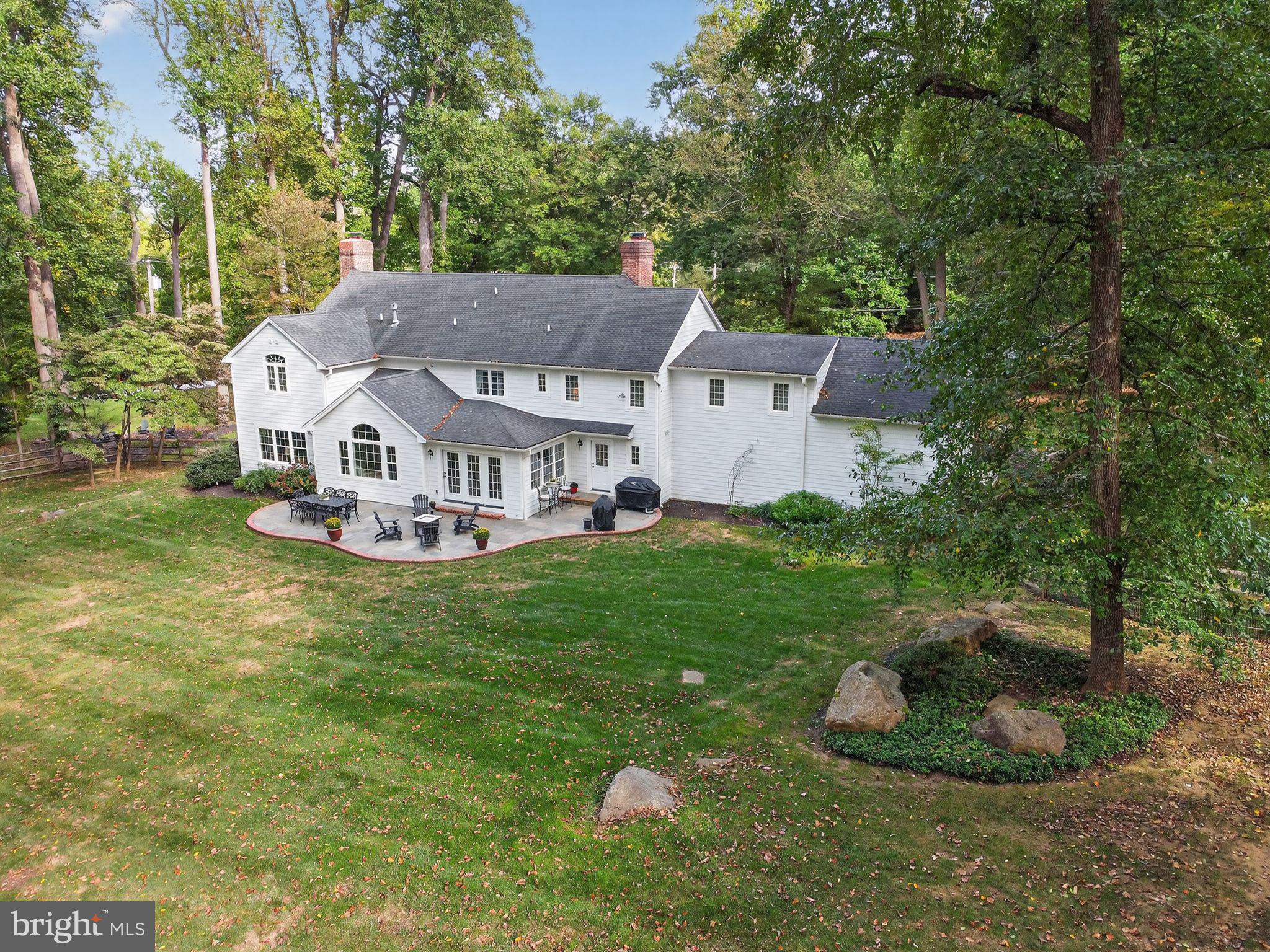 RADNOR HUNT - Residential
