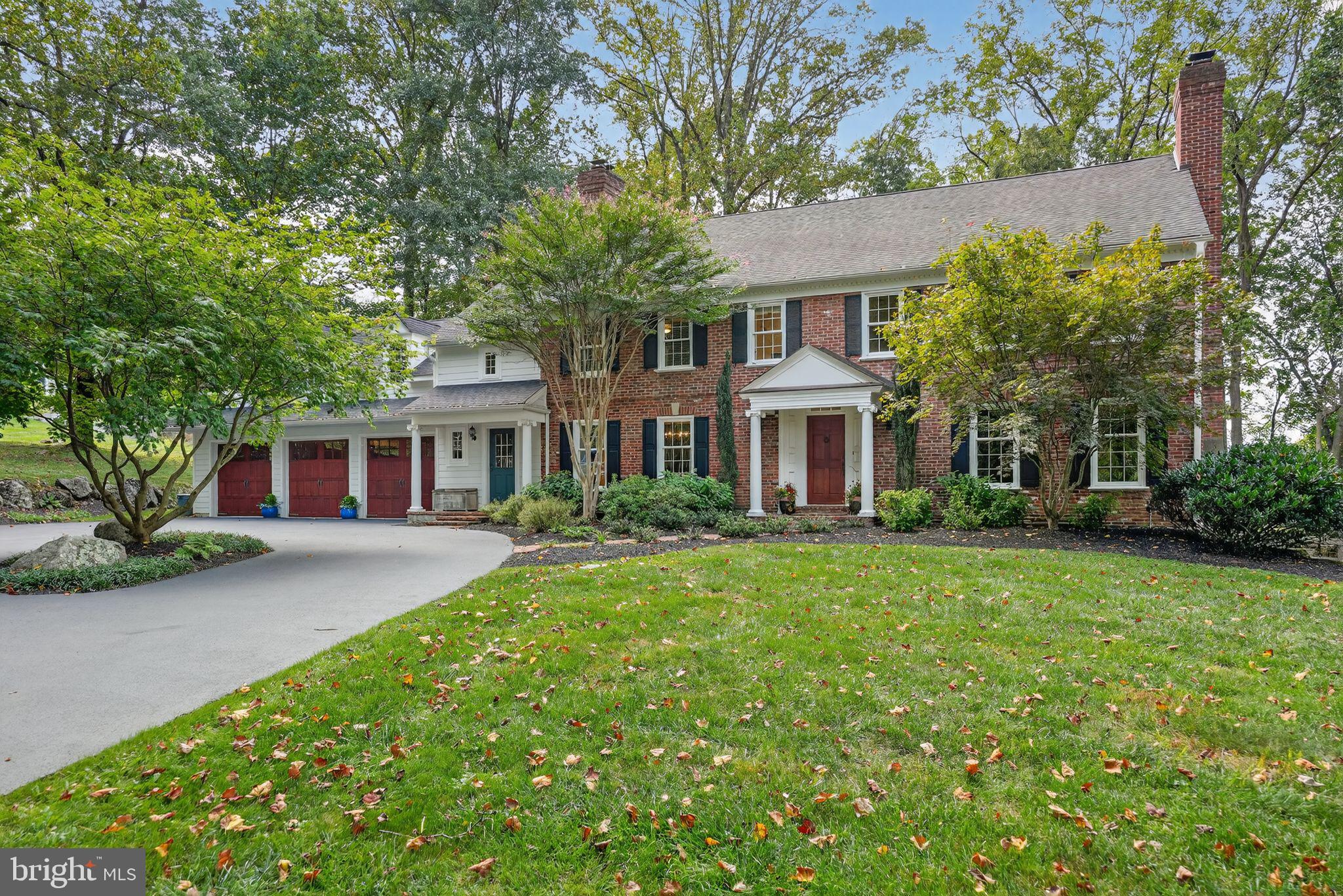 RADNOR HUNT - Residential