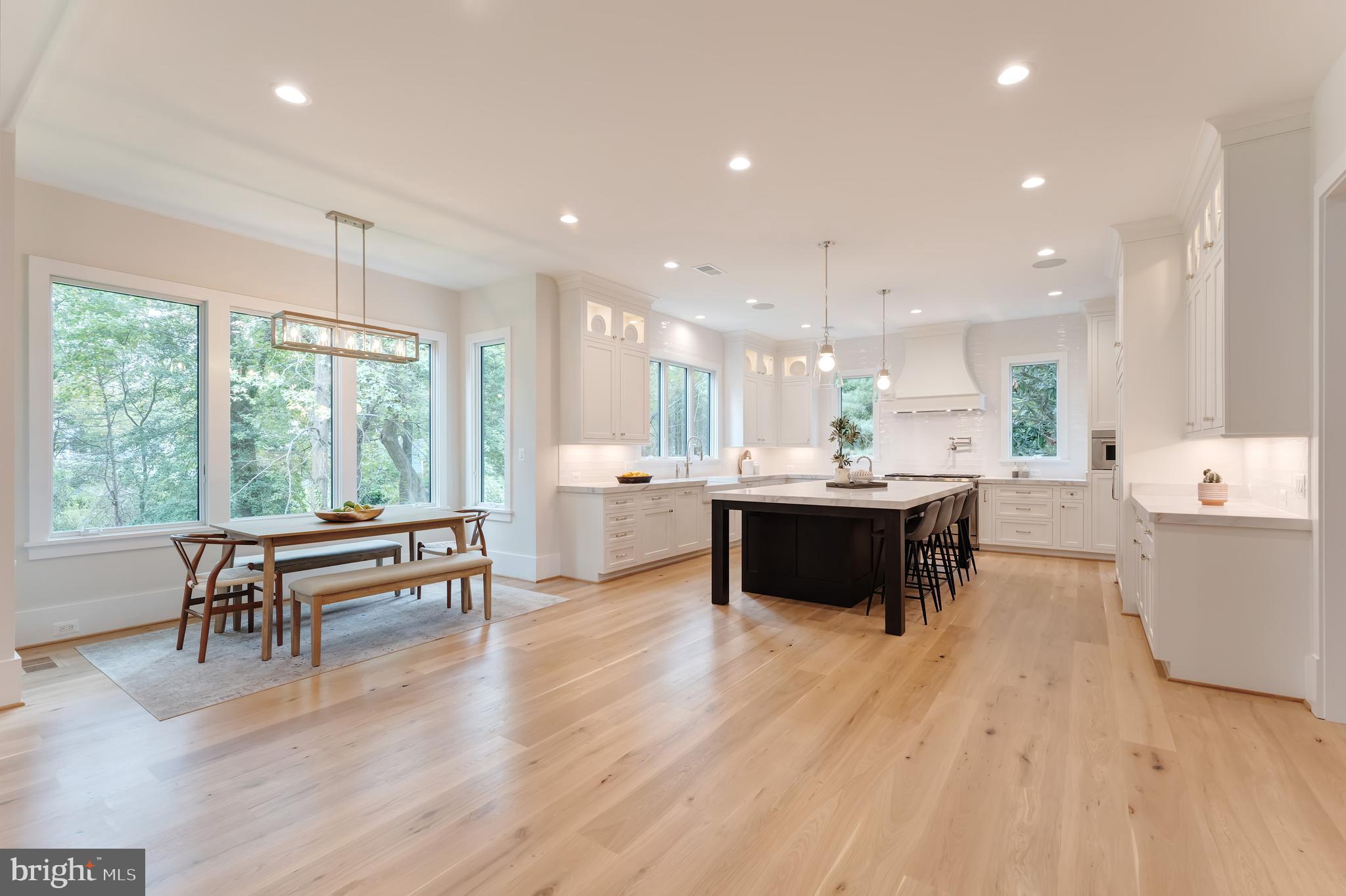 POWHATAN HILLS - Residential
