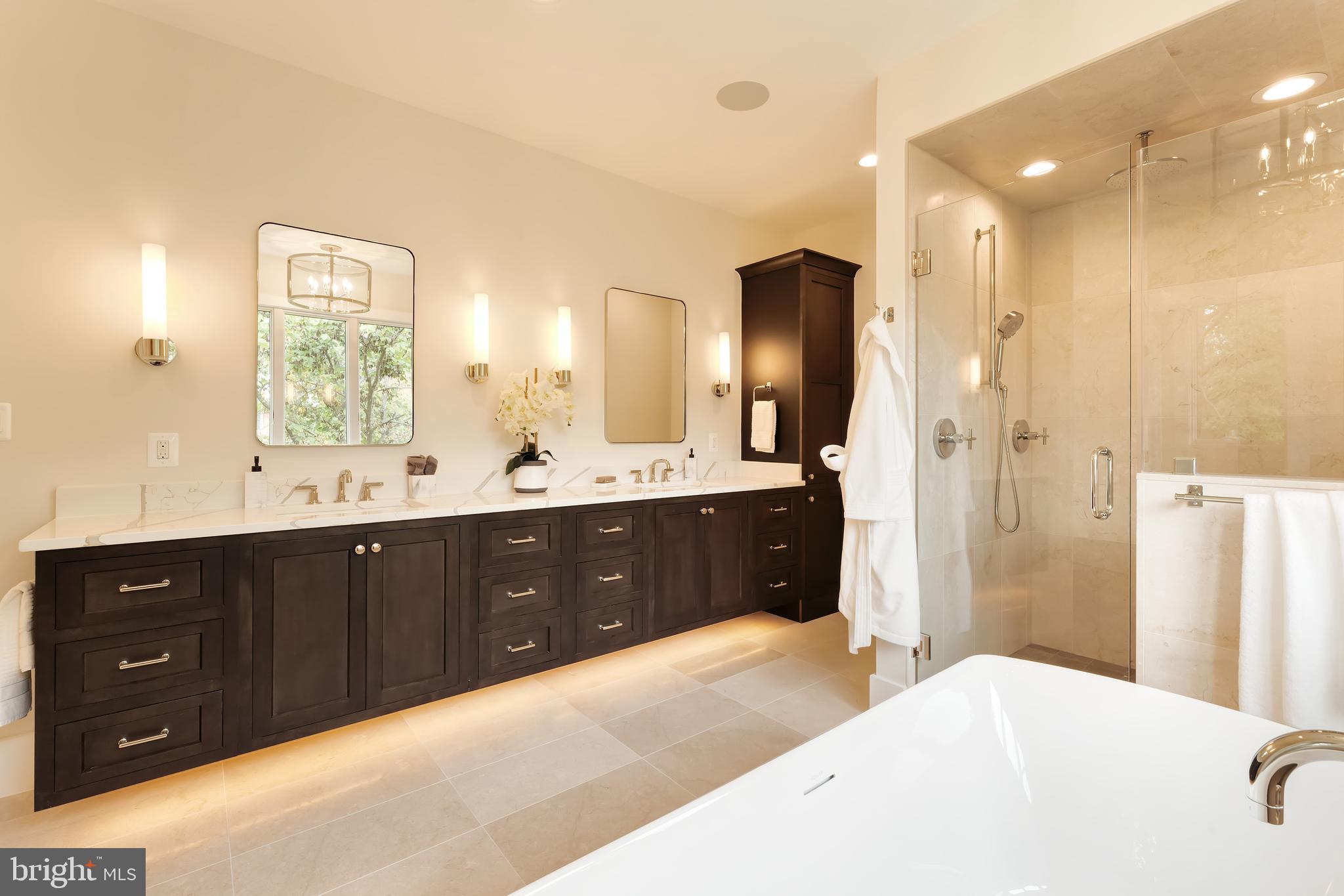 POWHATAN HILLS - Residential