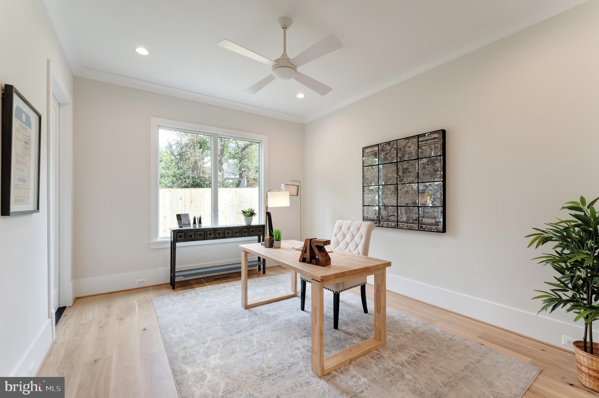 POWHATAN HILLS - Residential