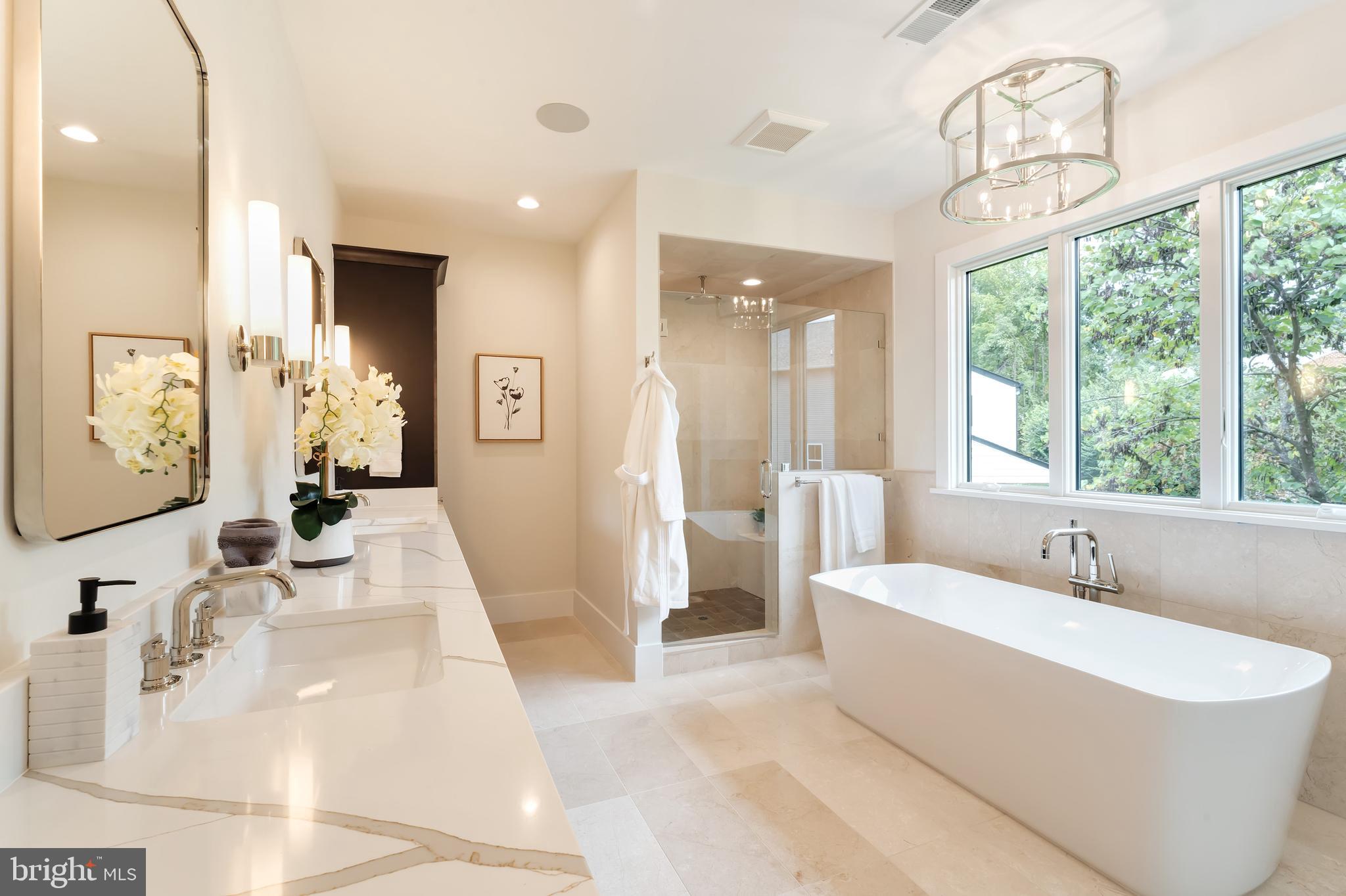 POWHATAN HILLS - Residential