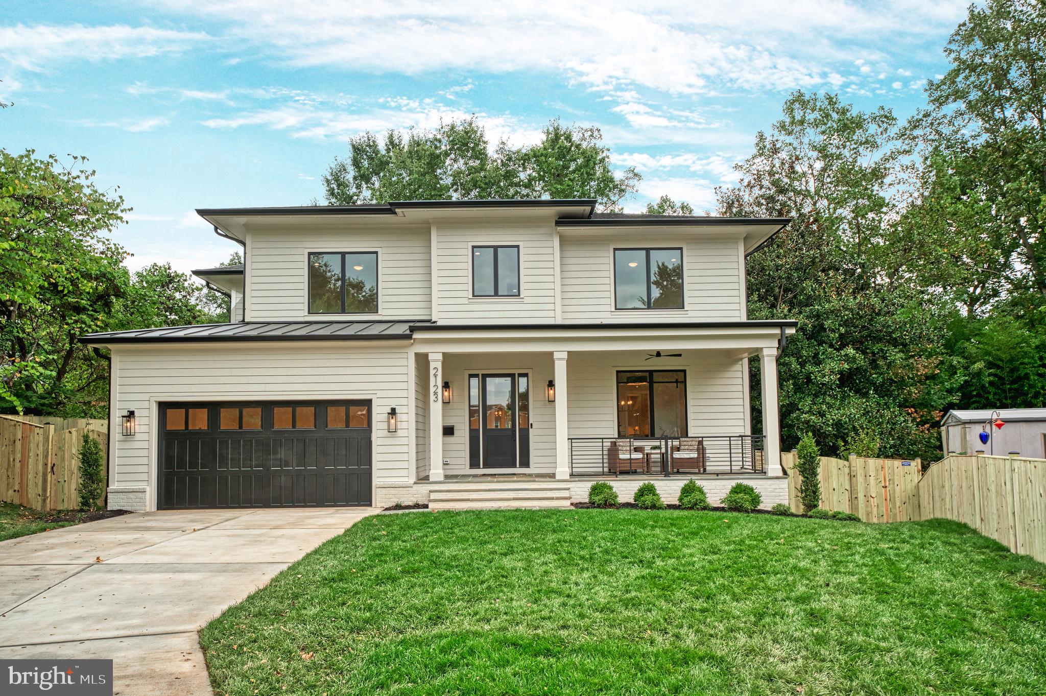 POWHATAN HILLS - Residential