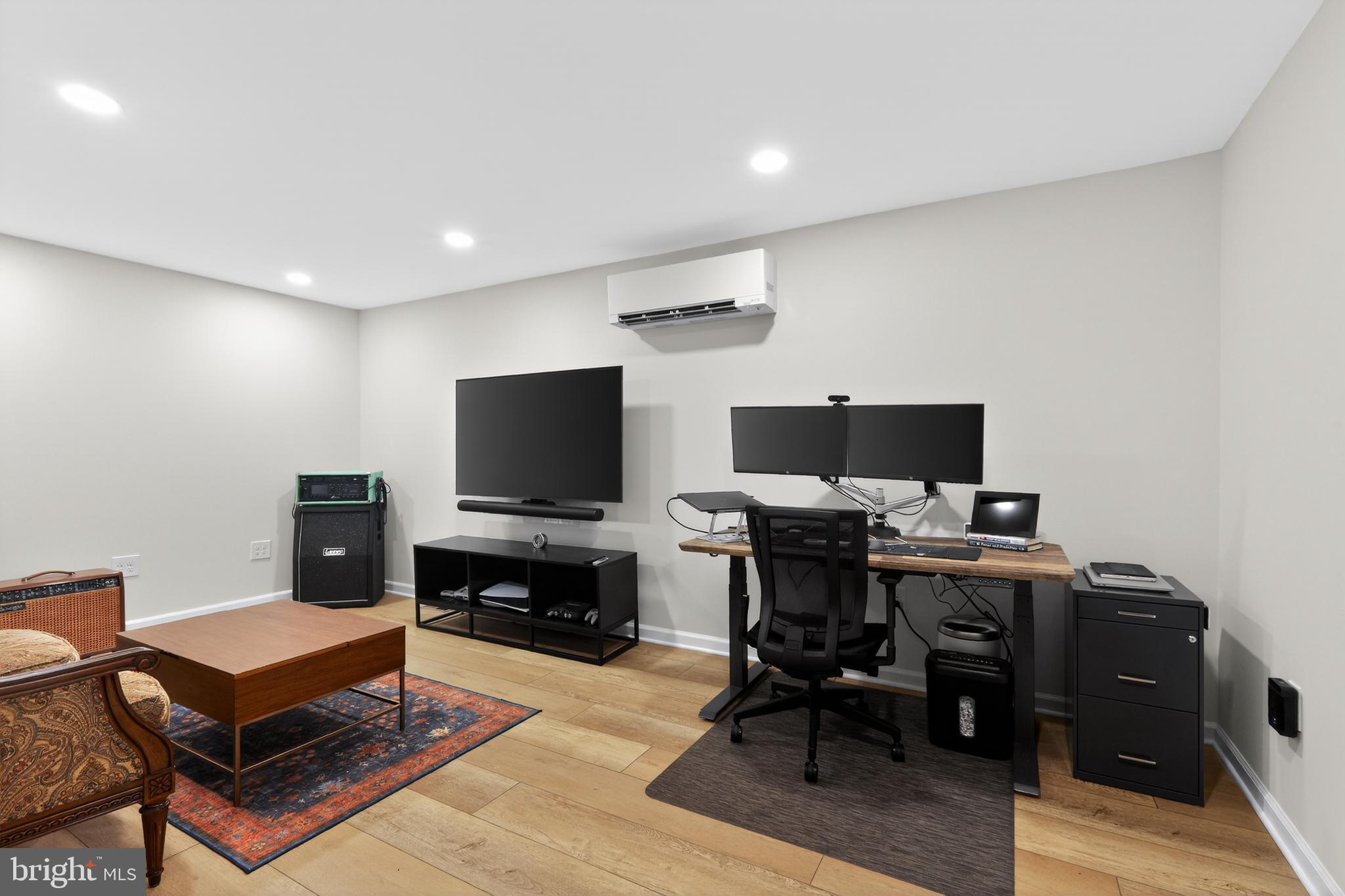 LIBERTY PL - Residential