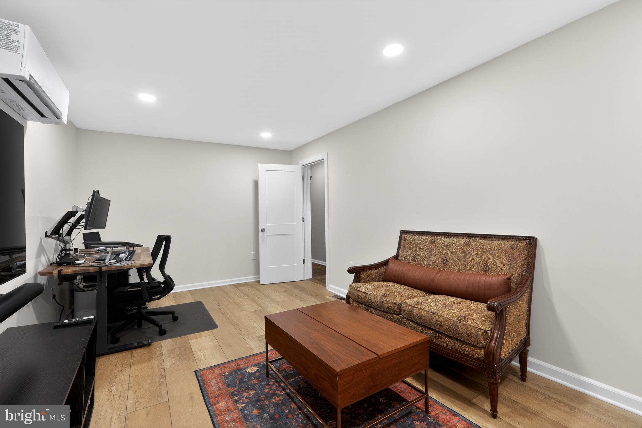 LIBERTY PL - Residential