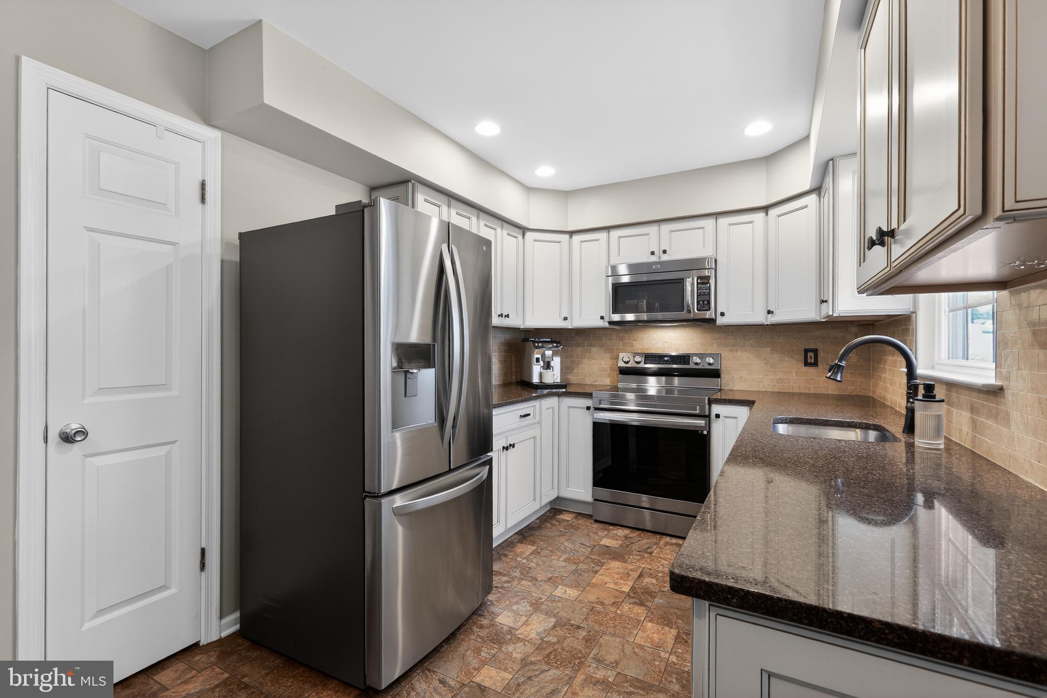 LIBERTY PL - Residential