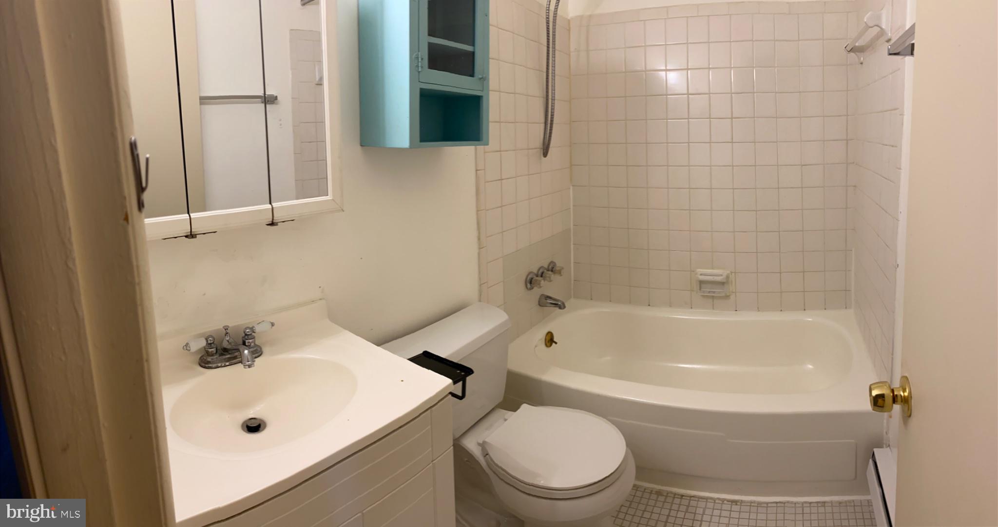VILLAGE OF OAKLAND MILLS - Residential