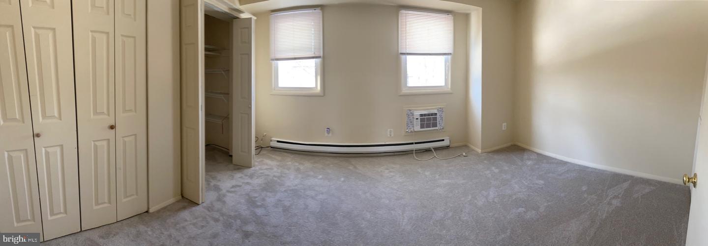 VILLAGE OF OAKLAND MILLS - Residential