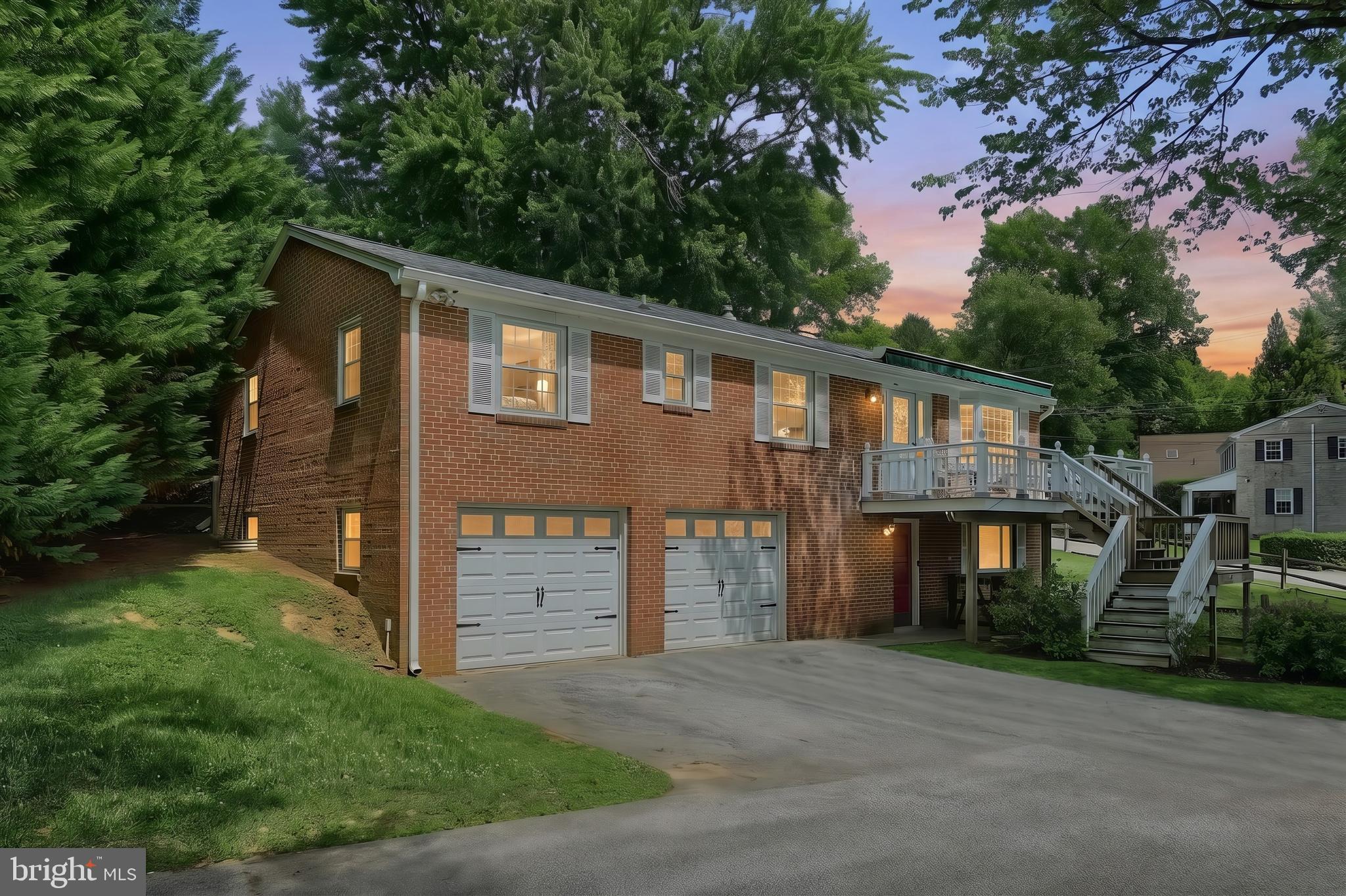 FOREST LAKES - Residential