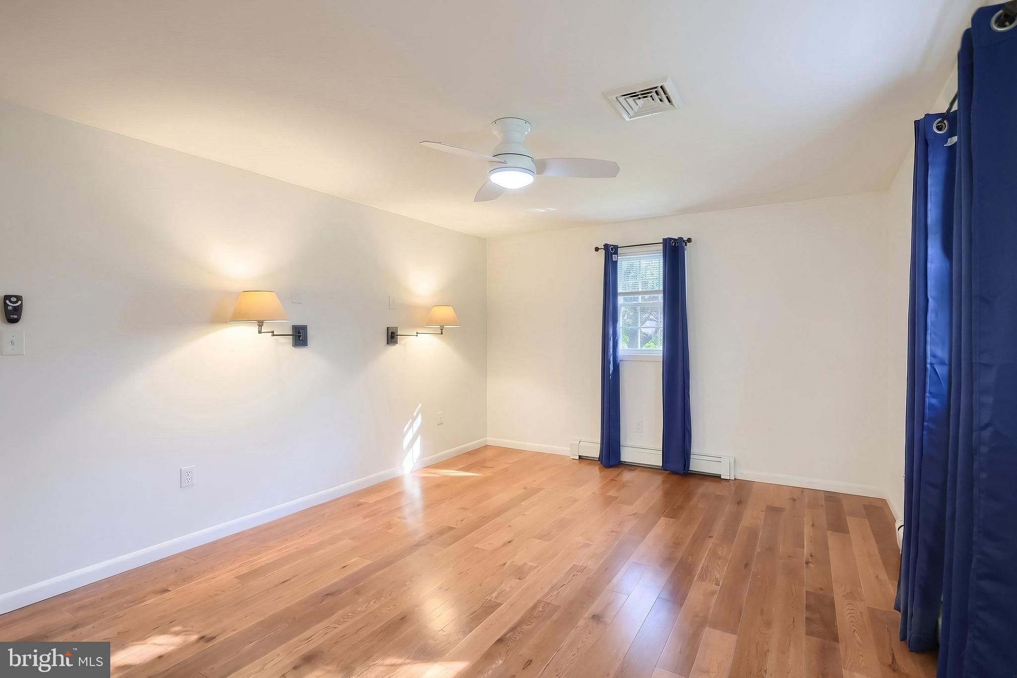 FOREST LAKES - Residential