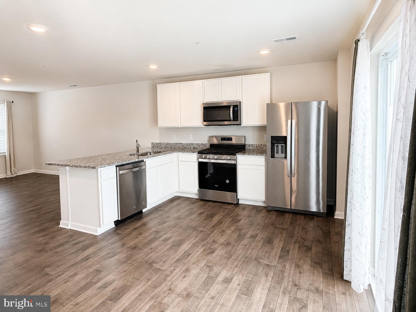 BLACKWATER LANDING - Residential