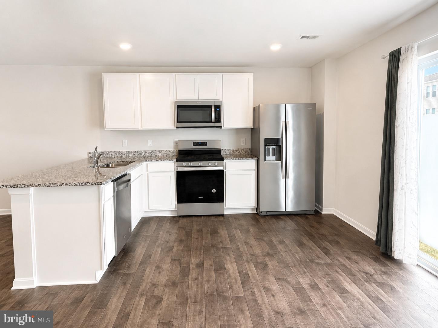 BLACKWATER LANDING - Residential