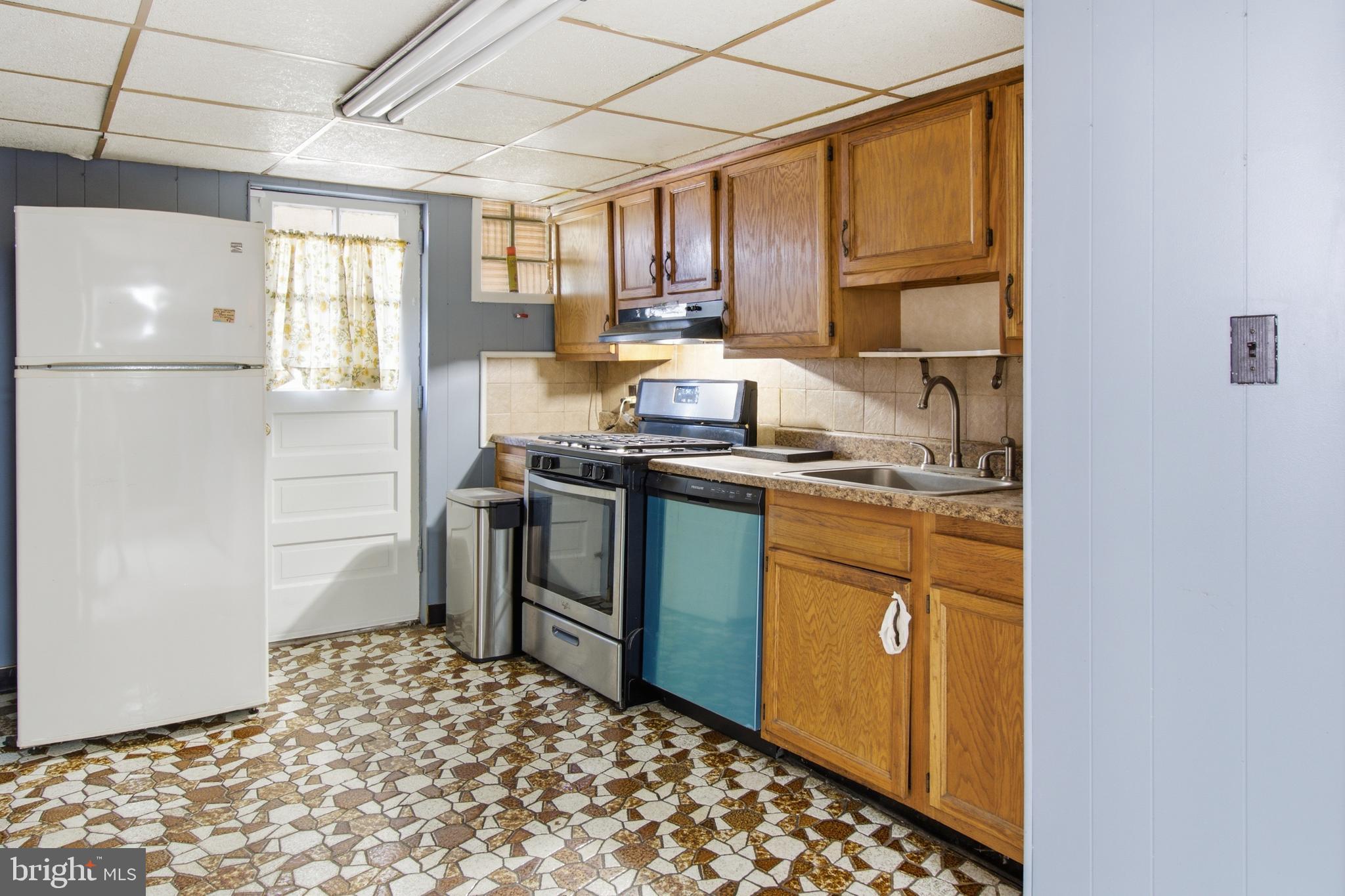 GREEKTOWN - Residential