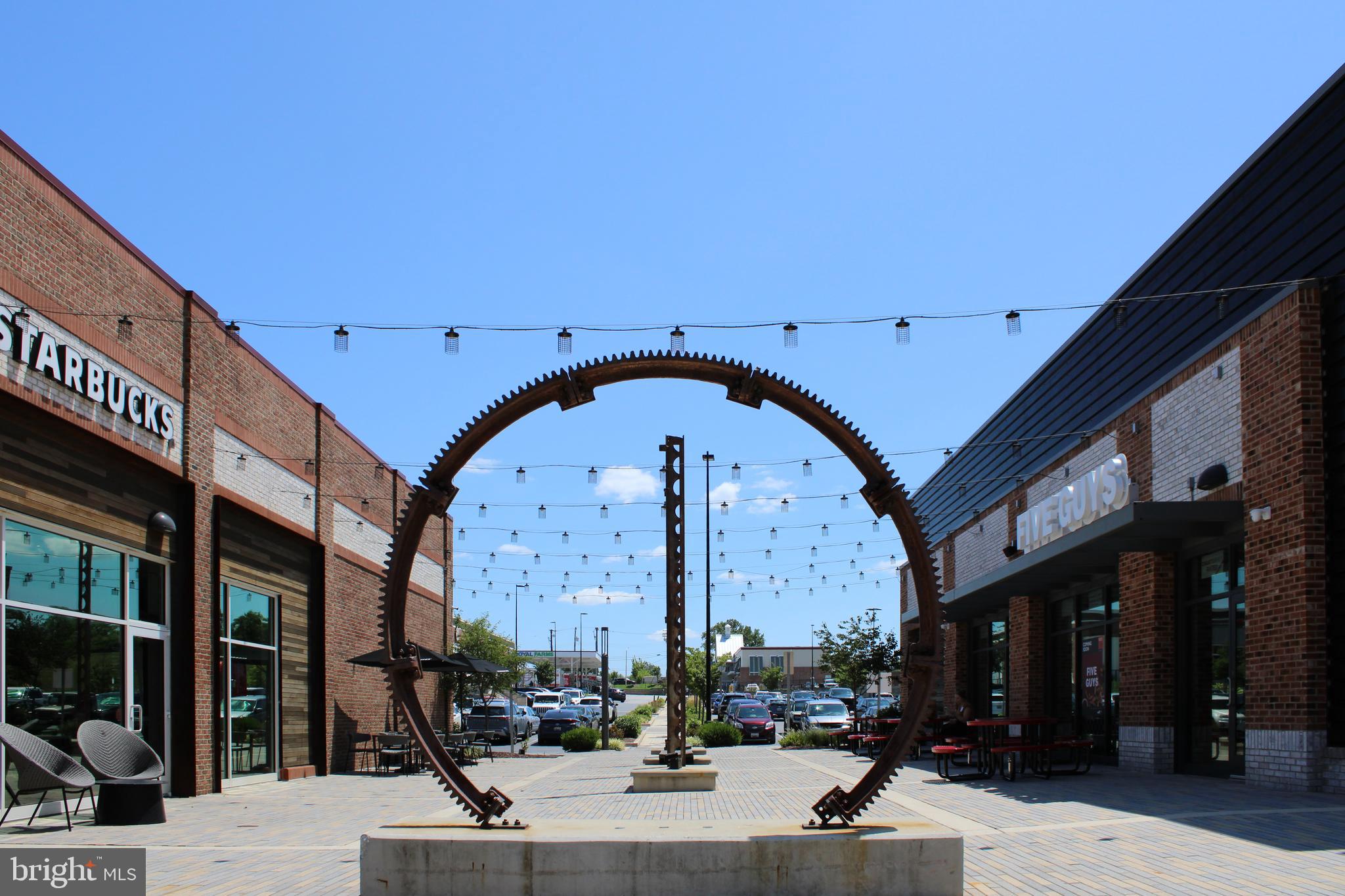 GREEKTOWN - Residential