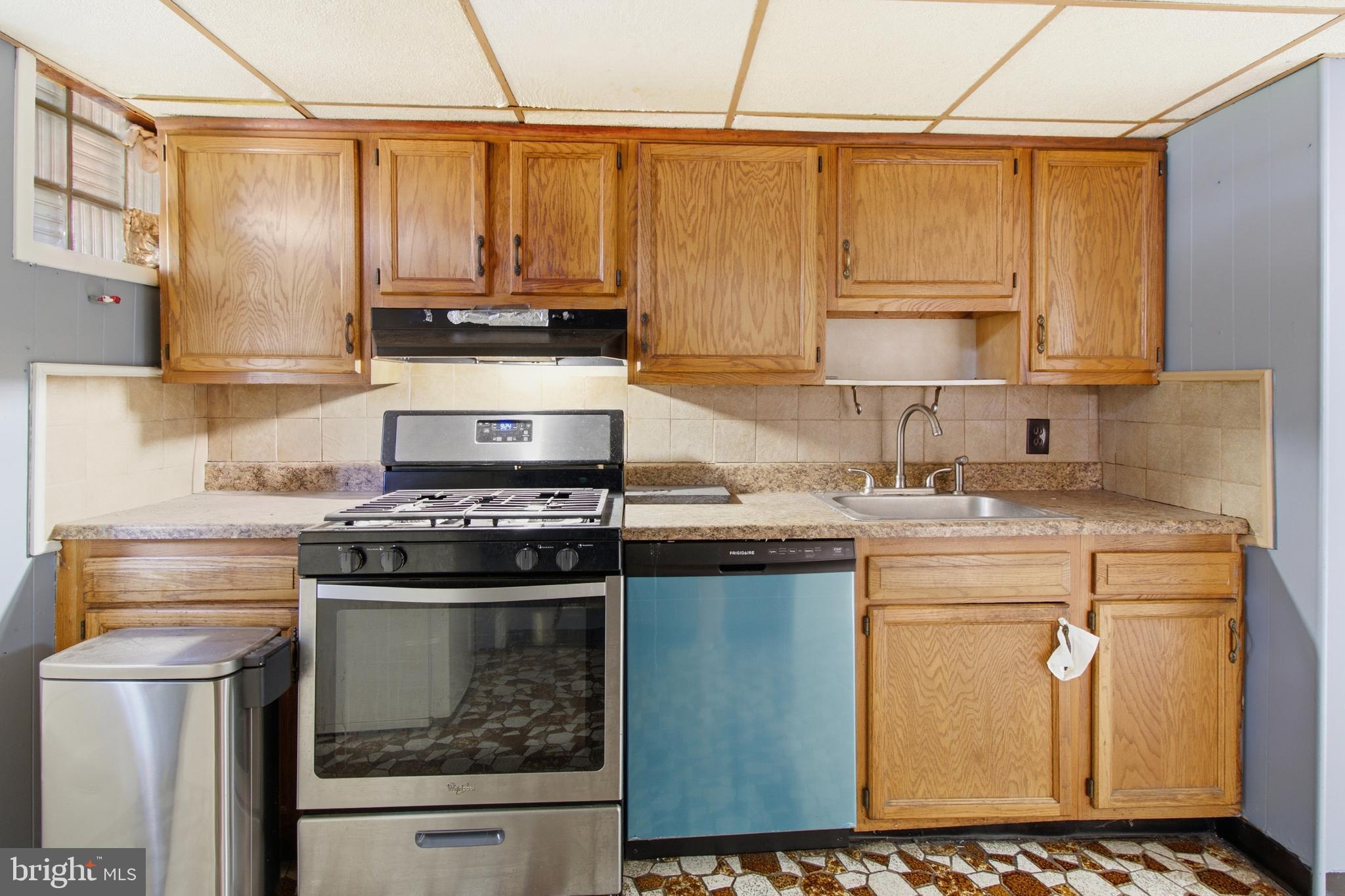 GREEKTOWN - Residential
