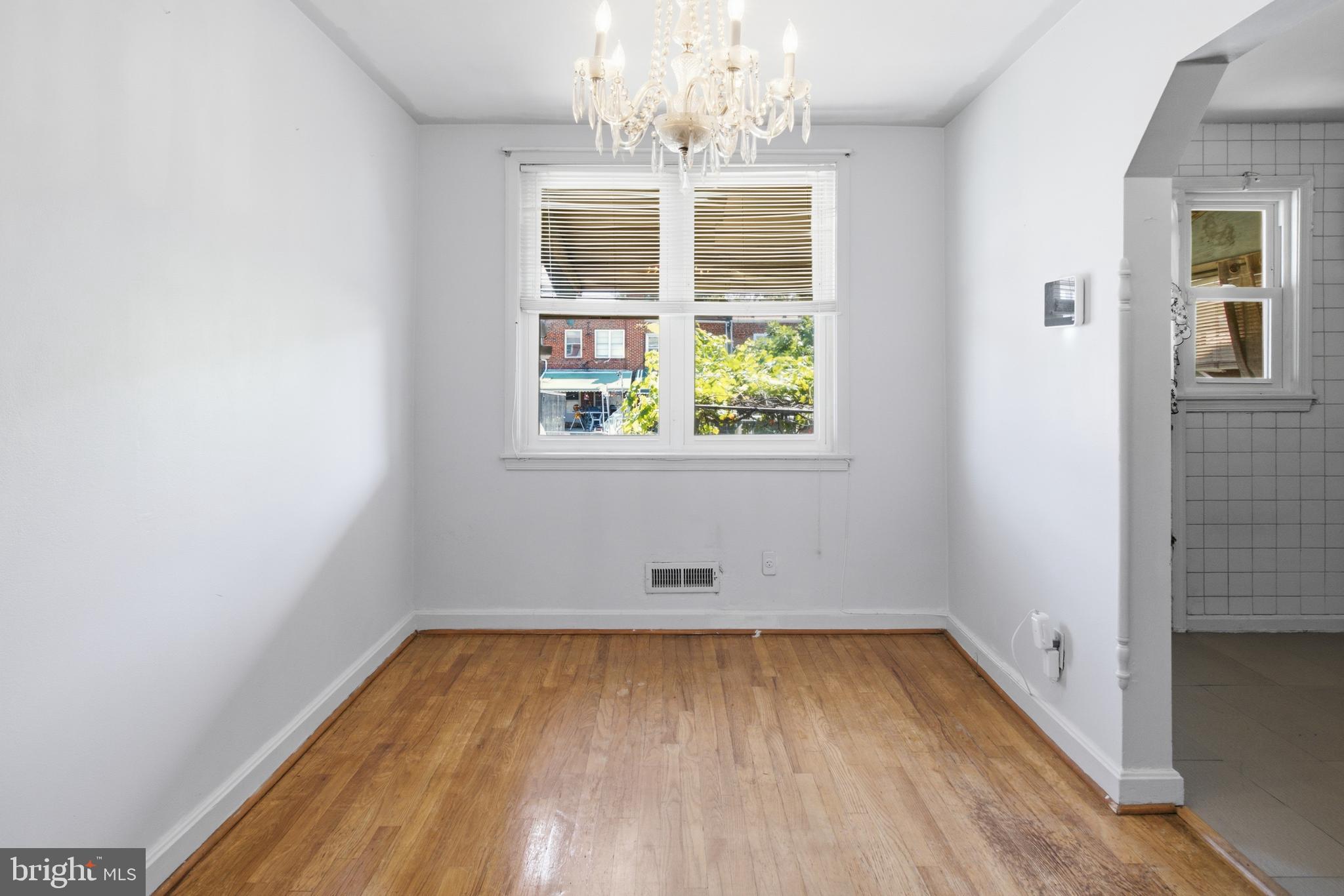 GREEKTOWN - Residential