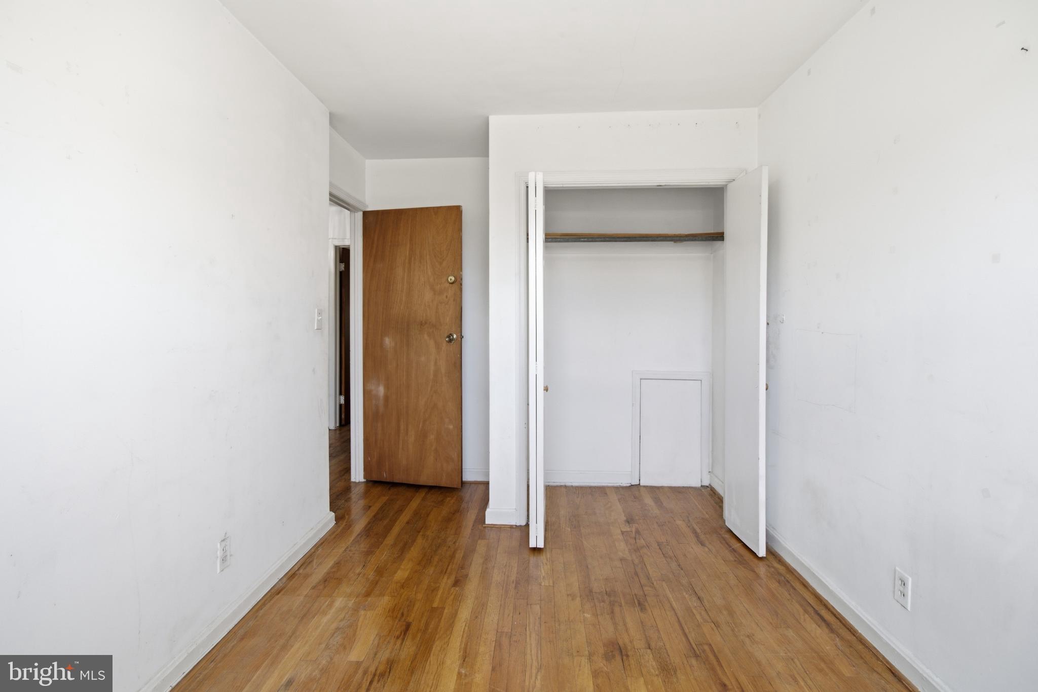 GREEKTOWN - Residential
