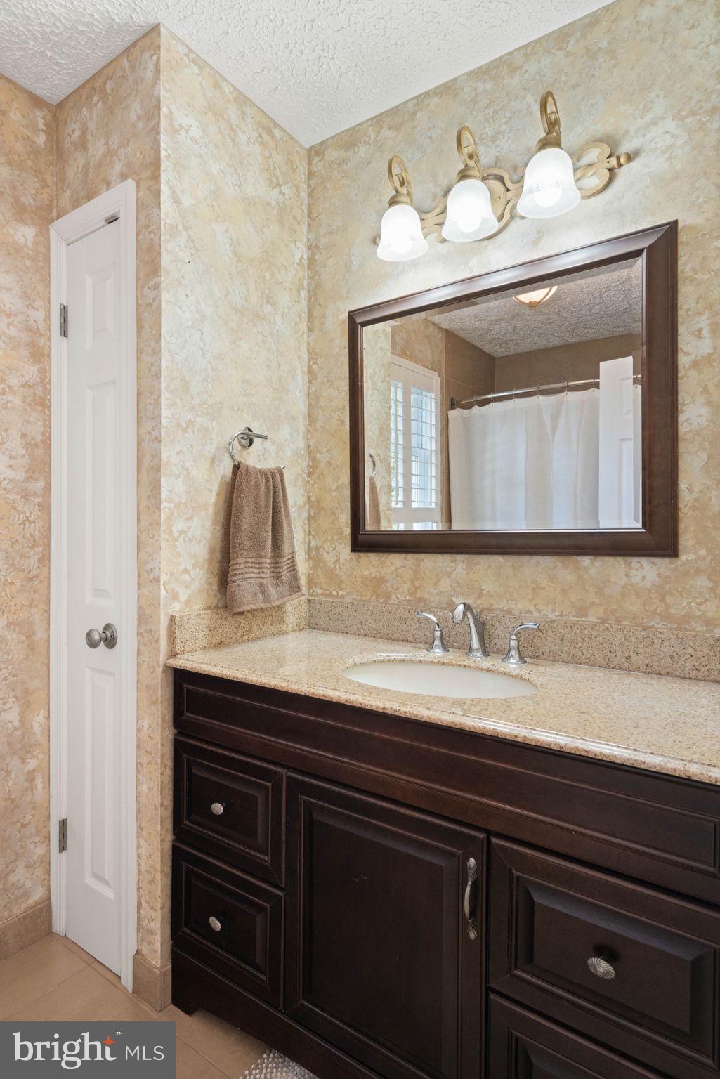 OAK RIDGE ESTATES - Residential