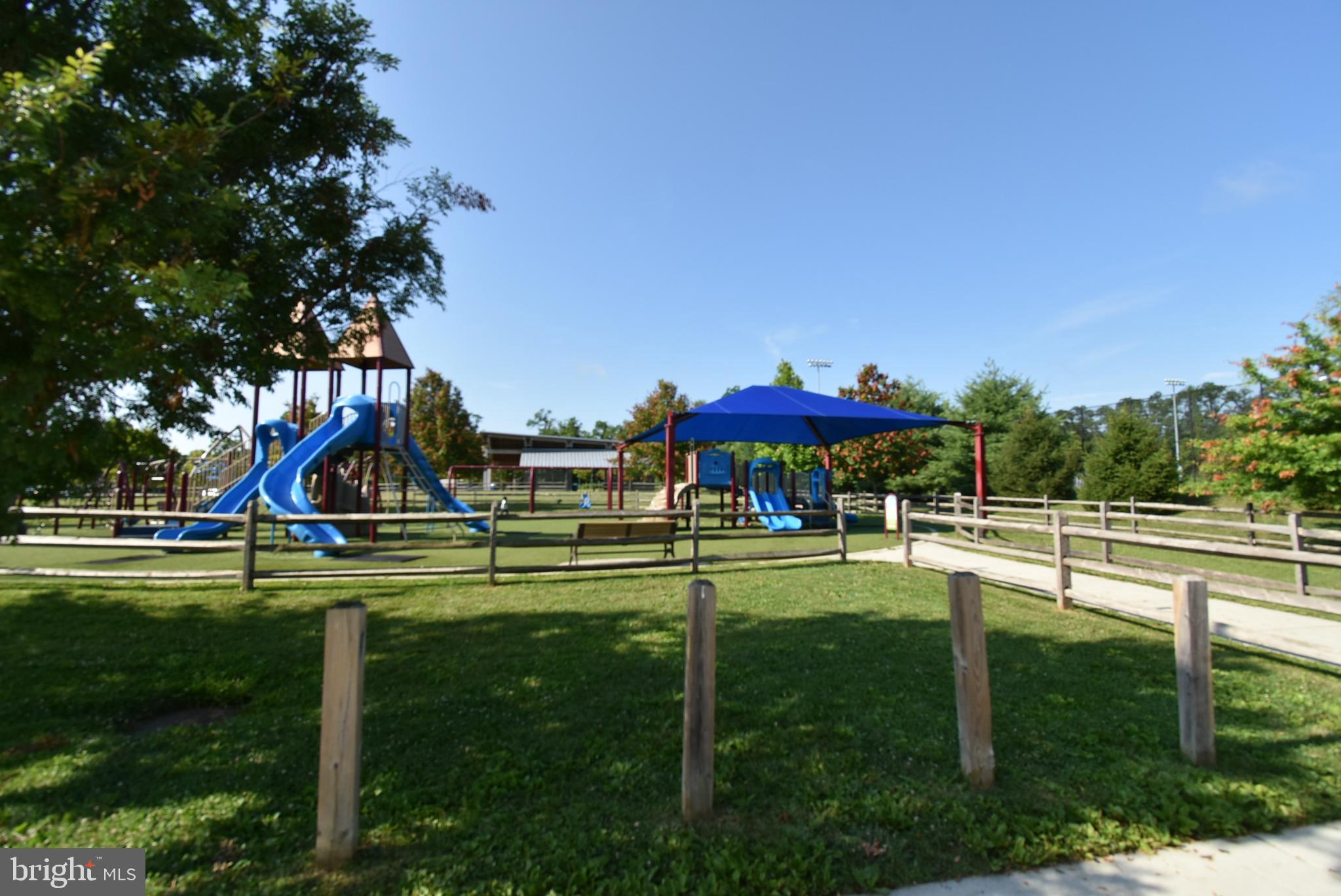 TREOVER CONDOMINIUM - Residential