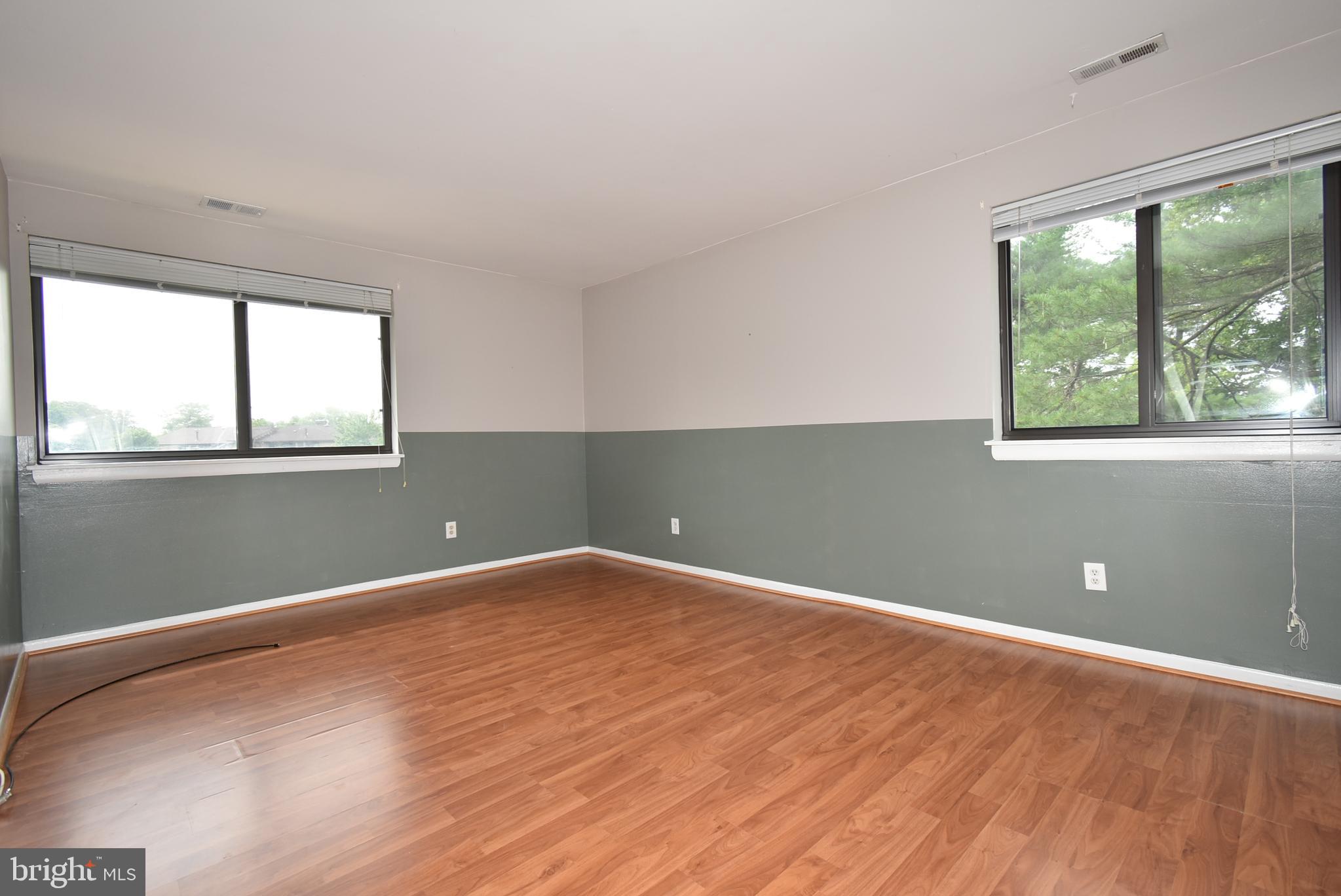 TREOVER CONDOMINIUM - Residential