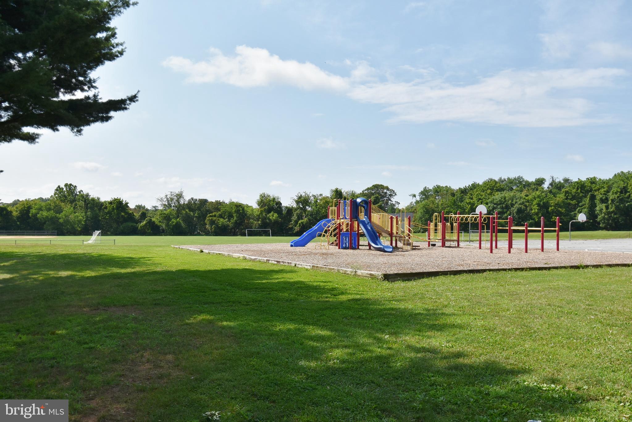 TREOVER CONDOMINIUM - Residential