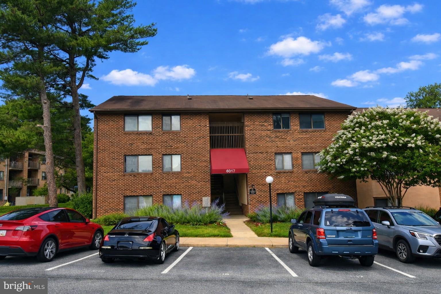 TREOVER CONDOMINIUM - Residential