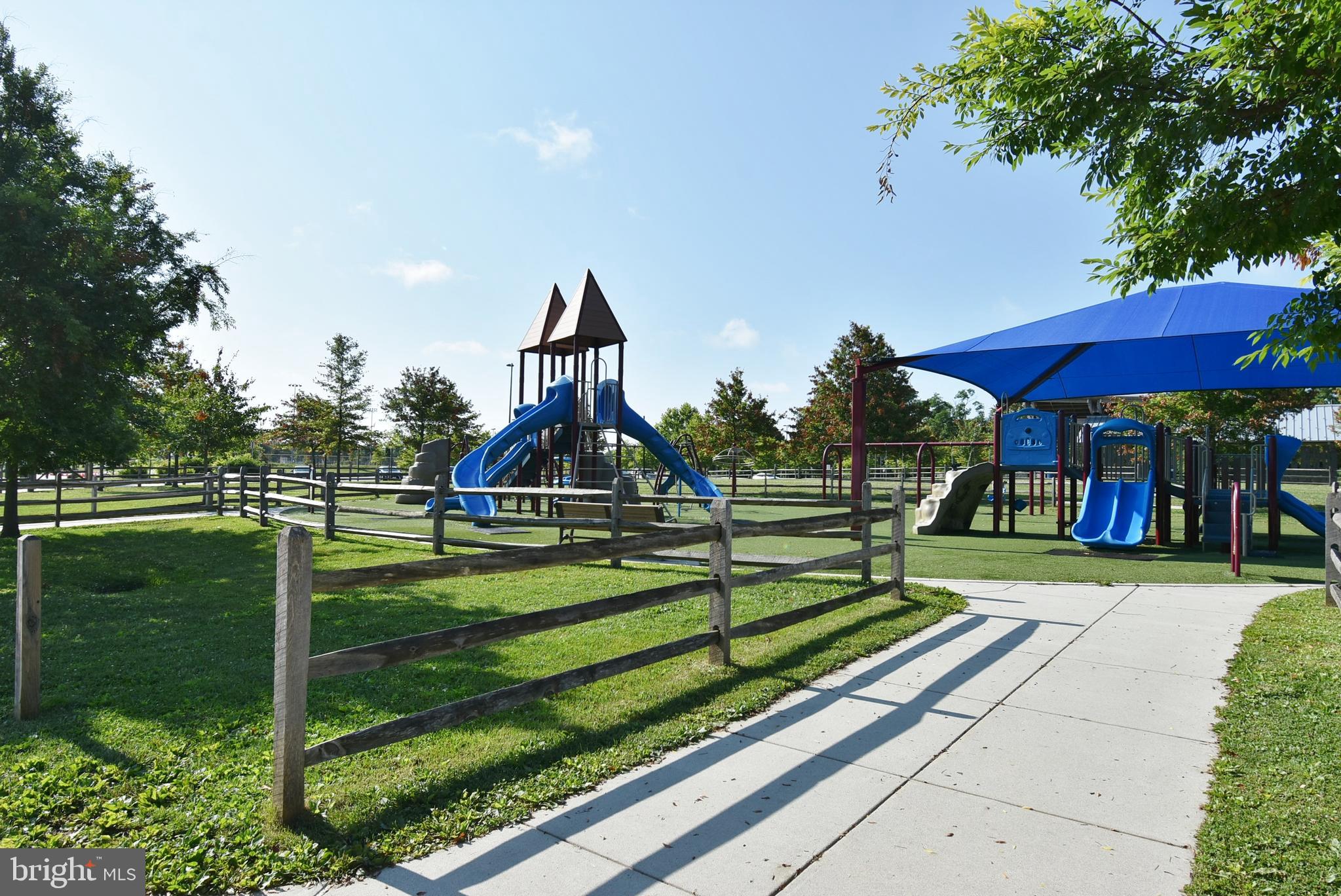 TREOVER CONDOMINIUM - Residential