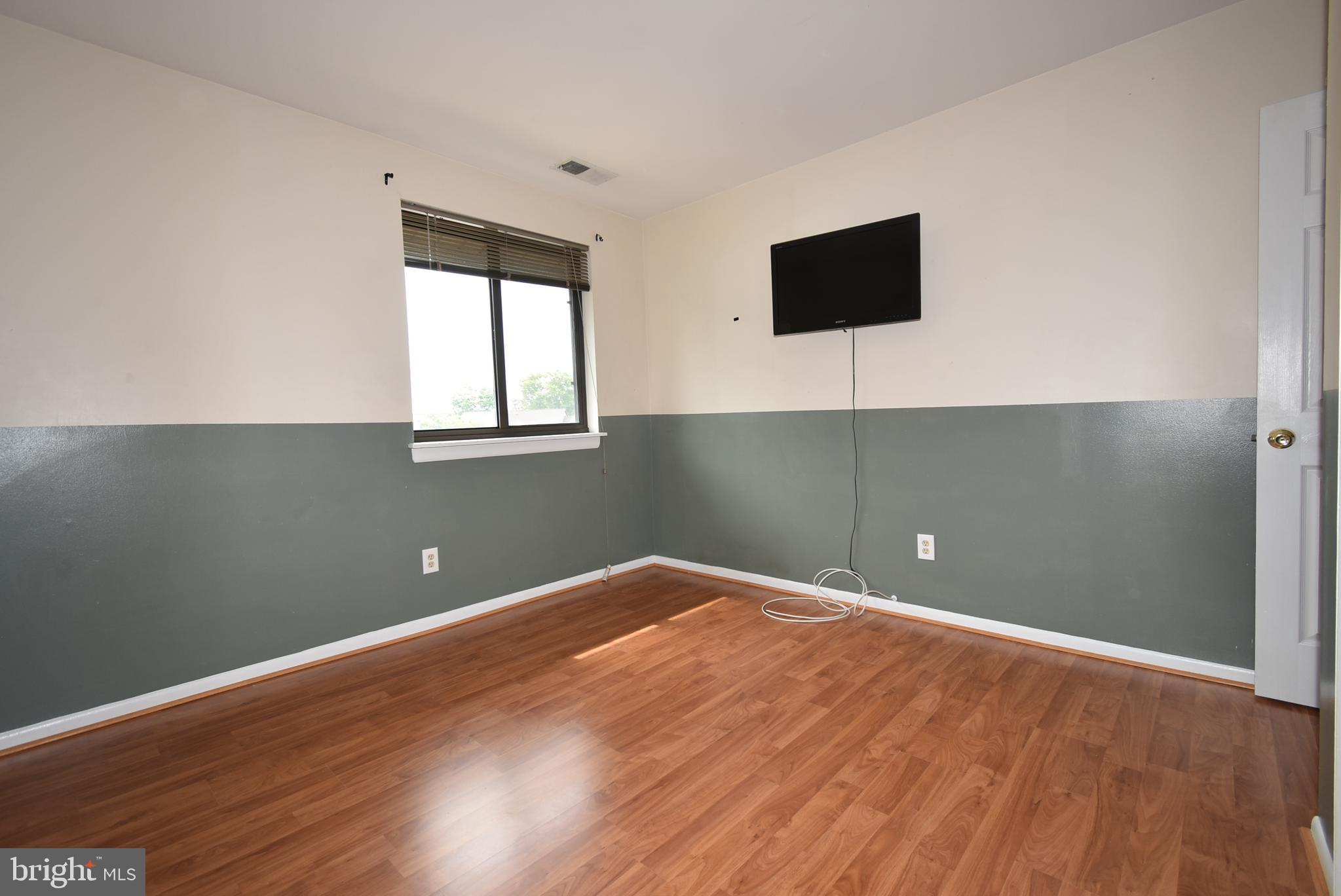 TREOVER CONDOMINIUM - Residential