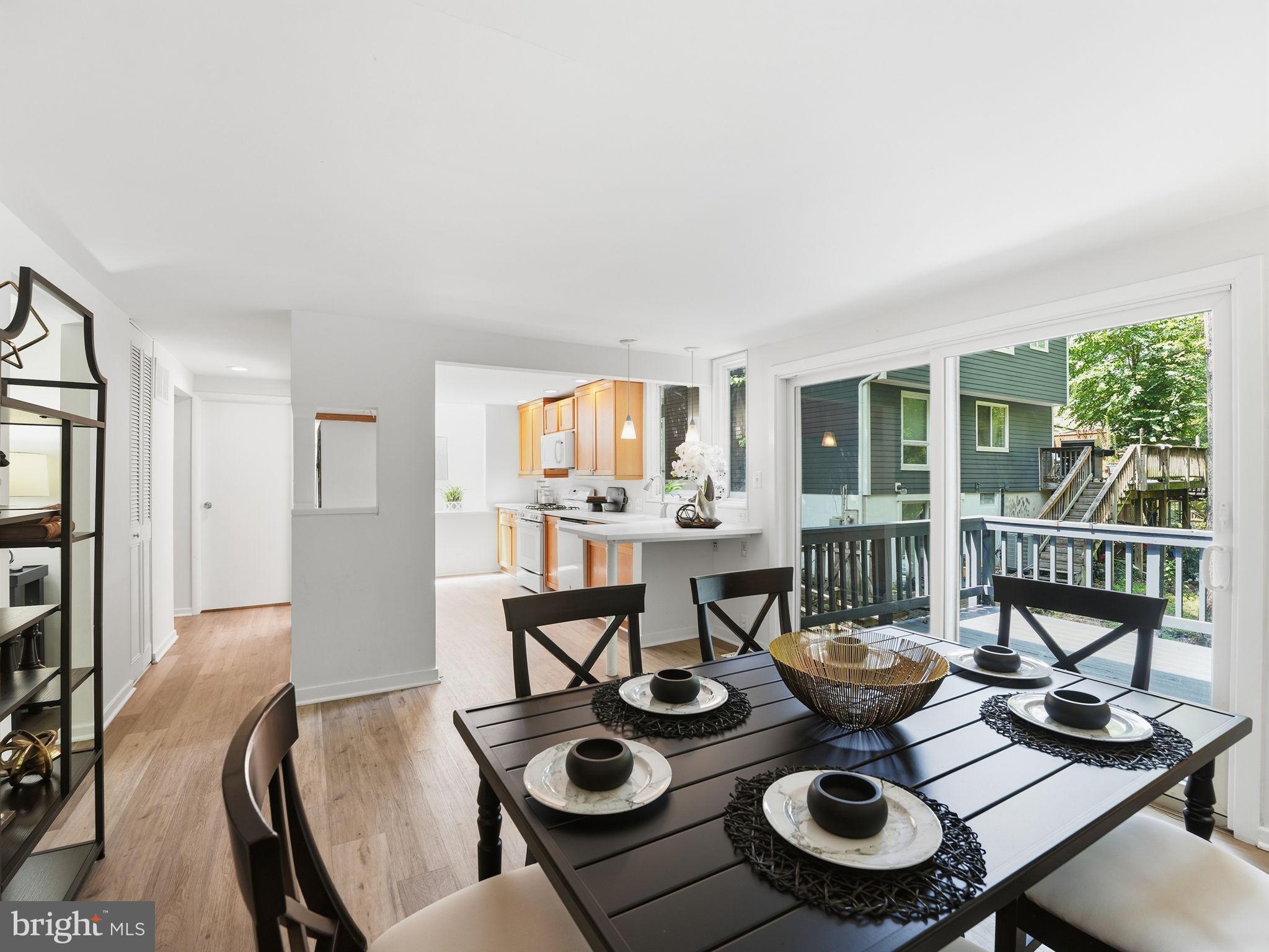 RESTON - Residential