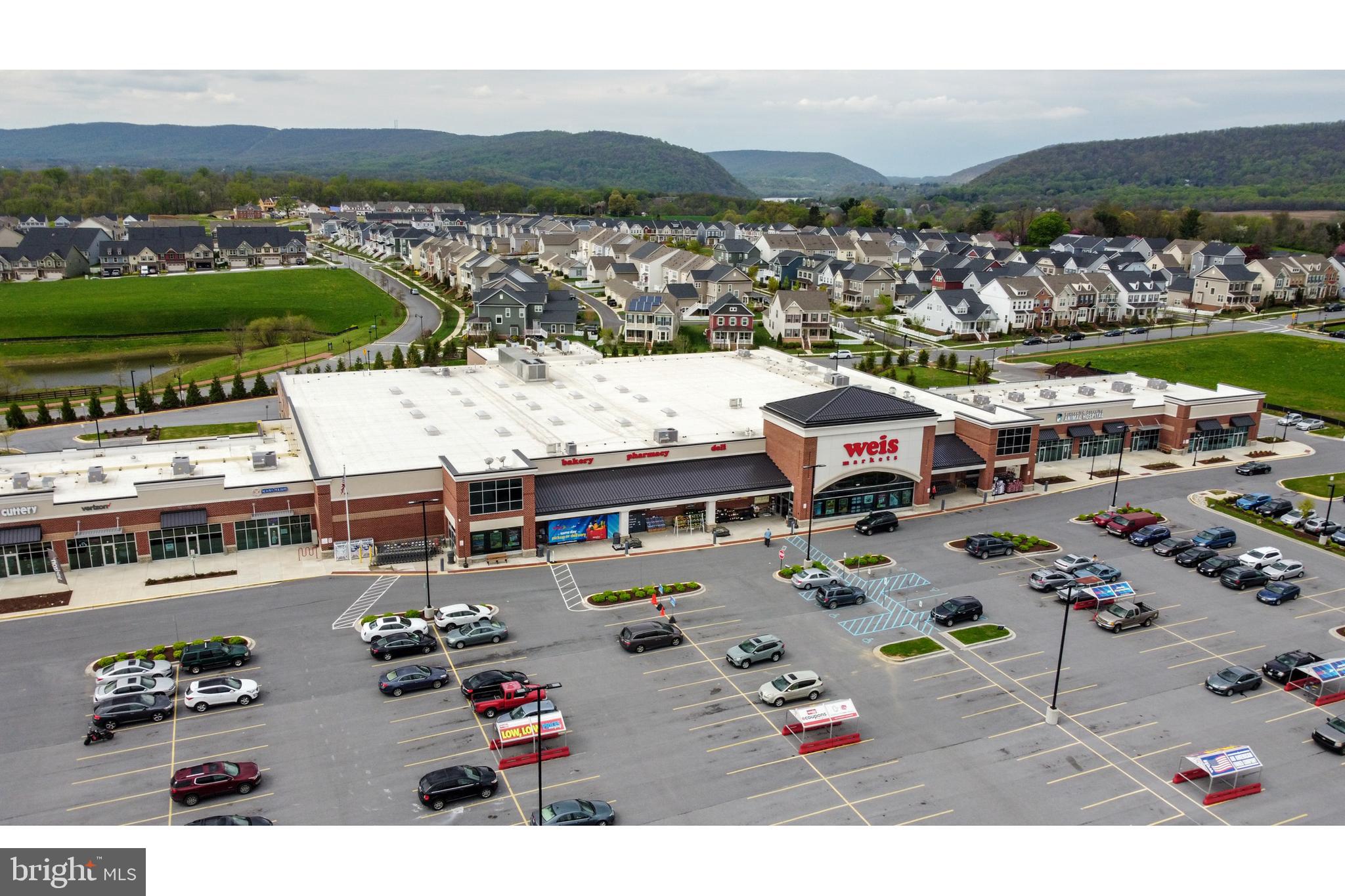 BRUNSWICK CROSSING - Residential Lease