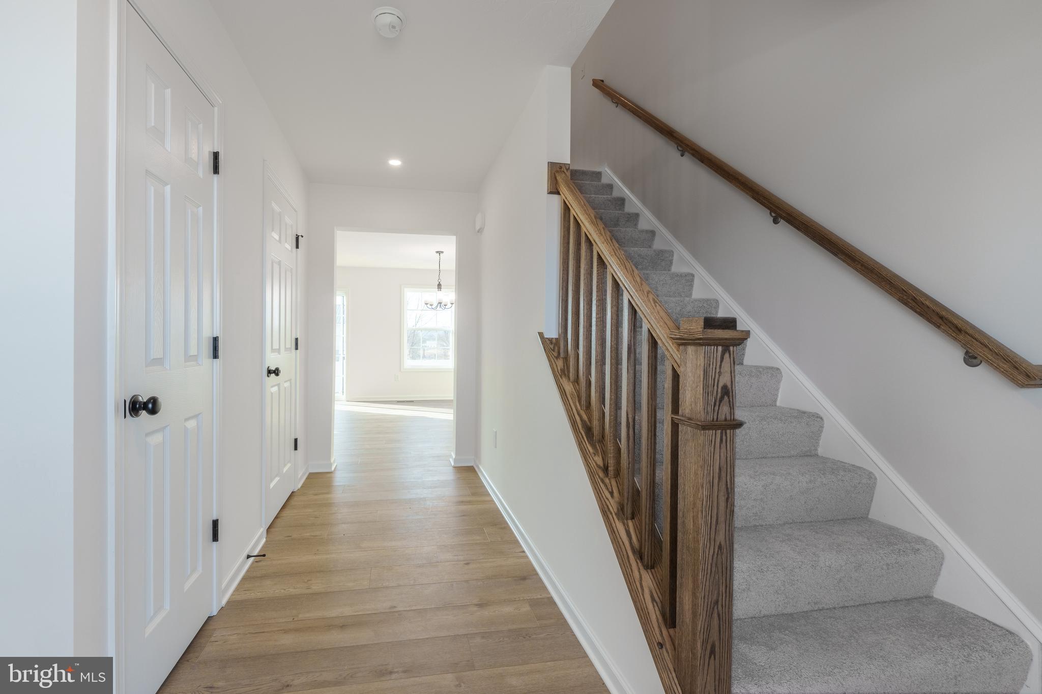 APPLEVIEW ESTATES - Residential
