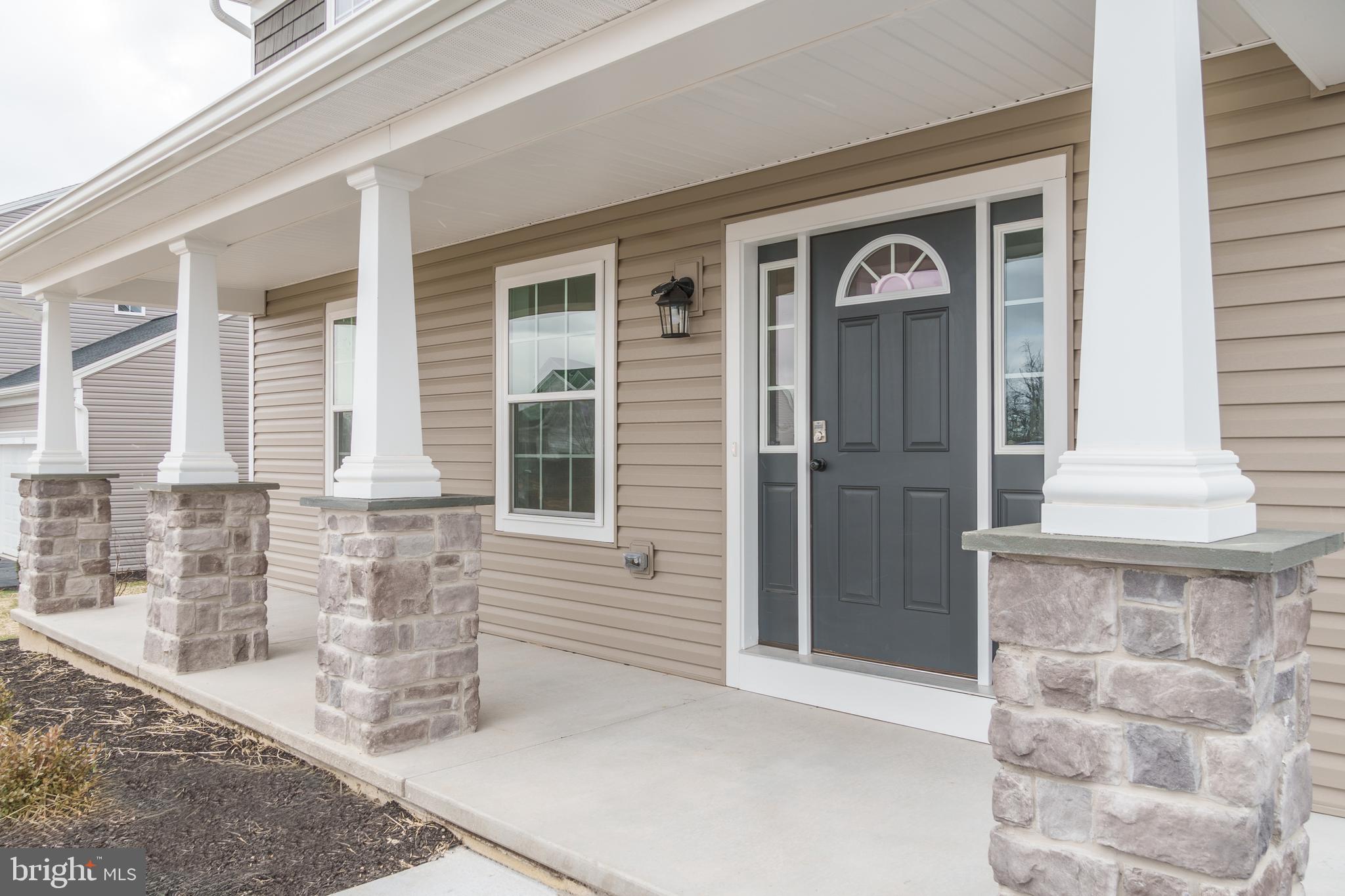 APPLEVIEW ESTATES - Residential