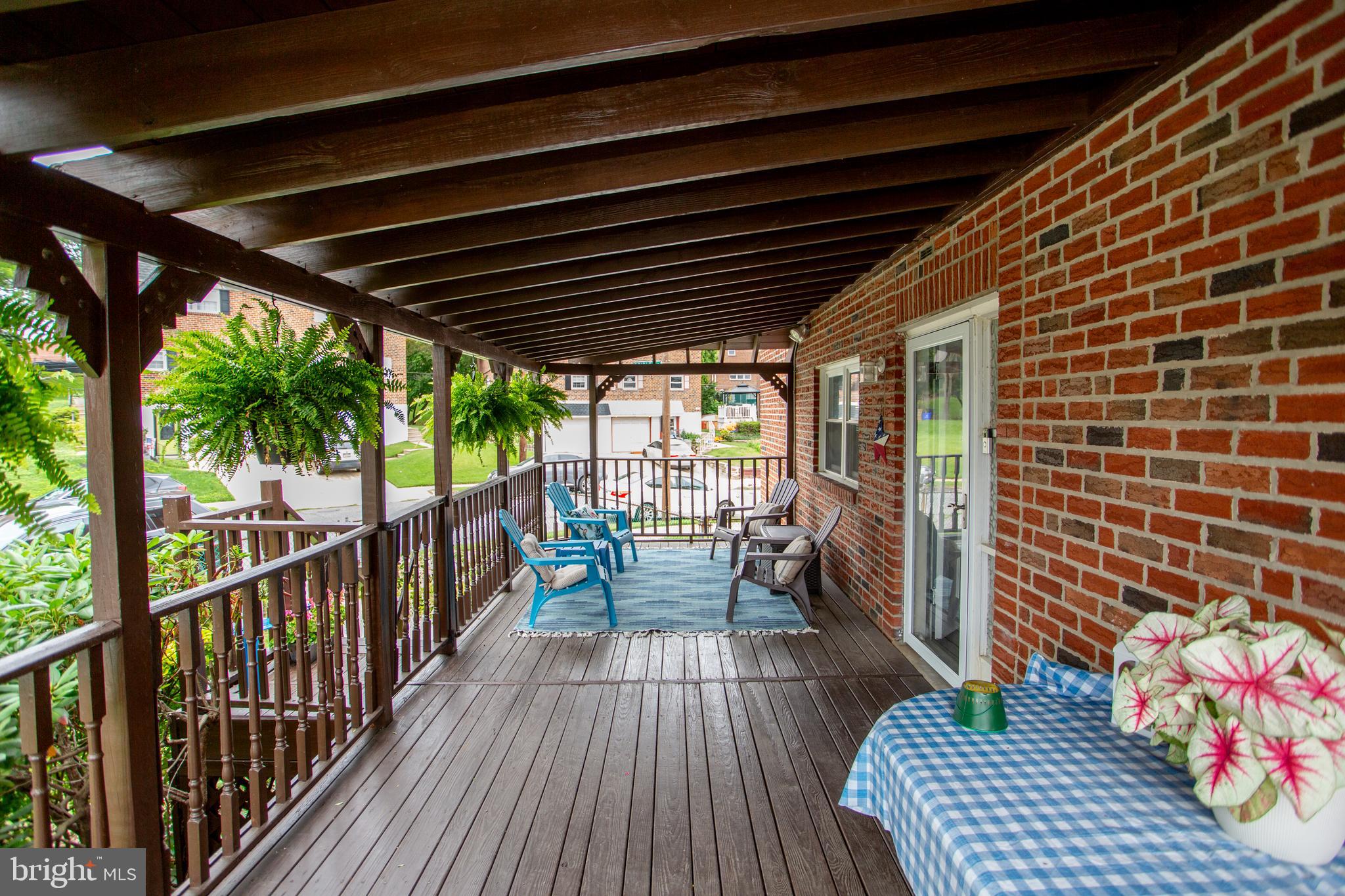 FOX CHASE - Residential