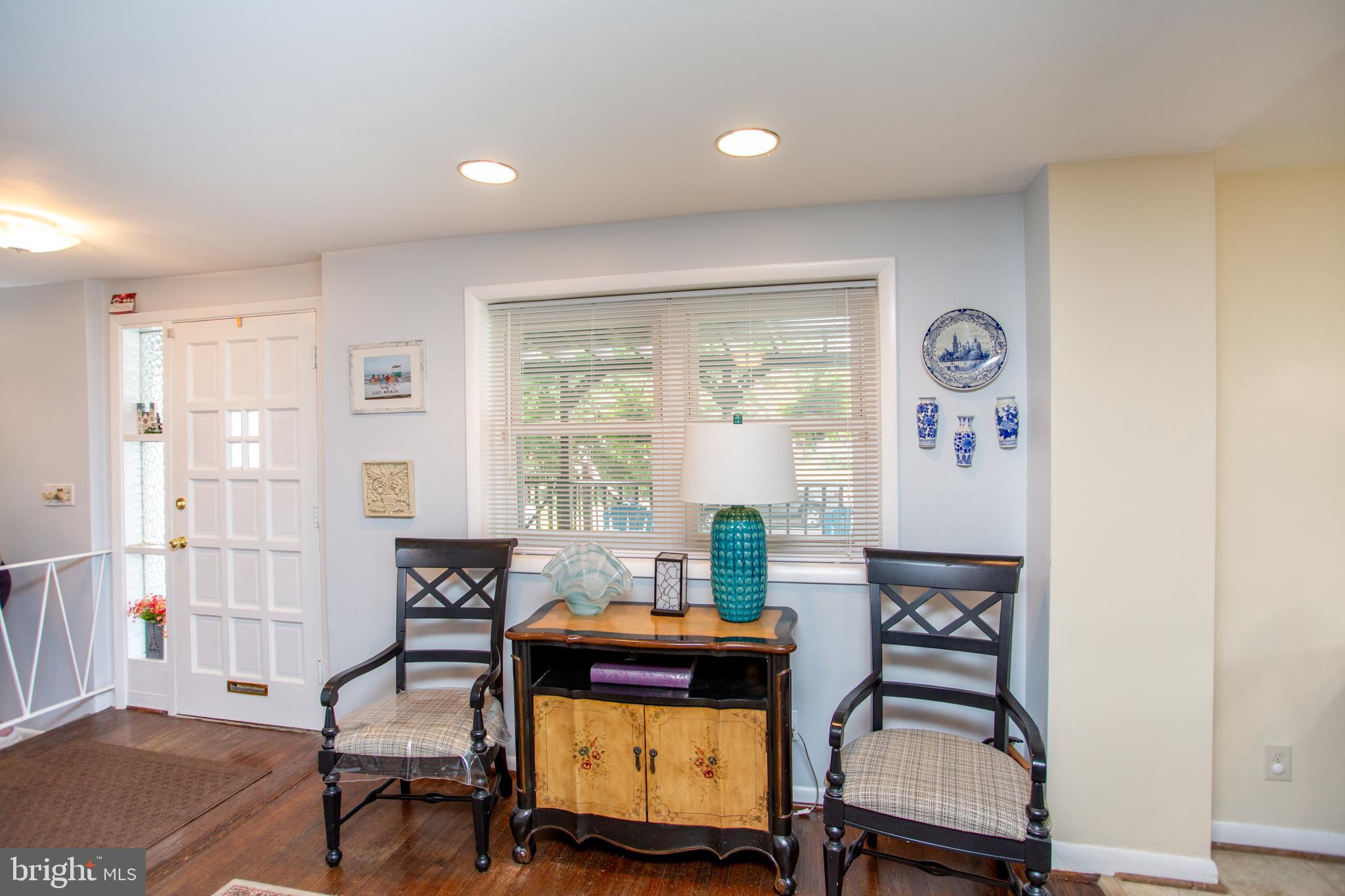 FOX CHASE - Residential