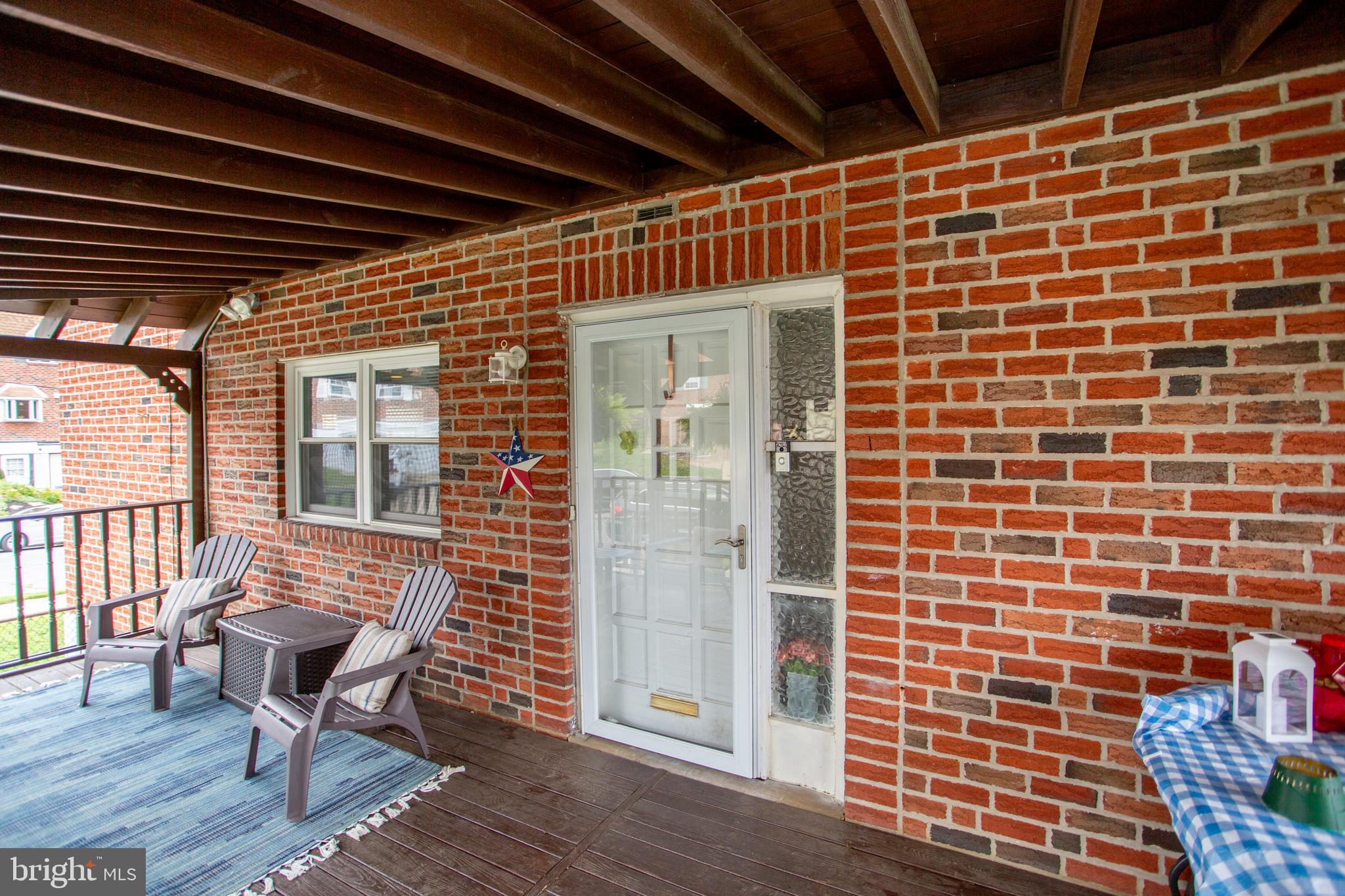 FOX CHASE - Residential