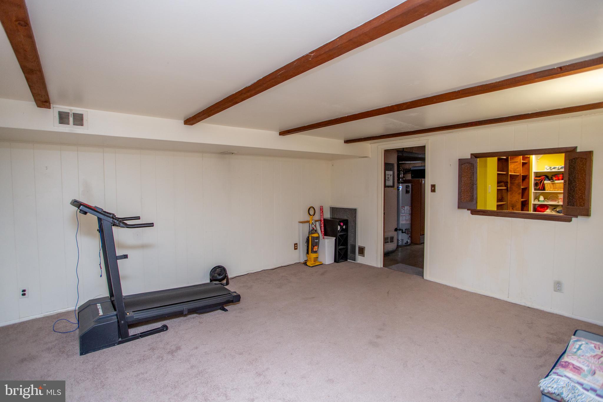 FOX CHASE - Residential