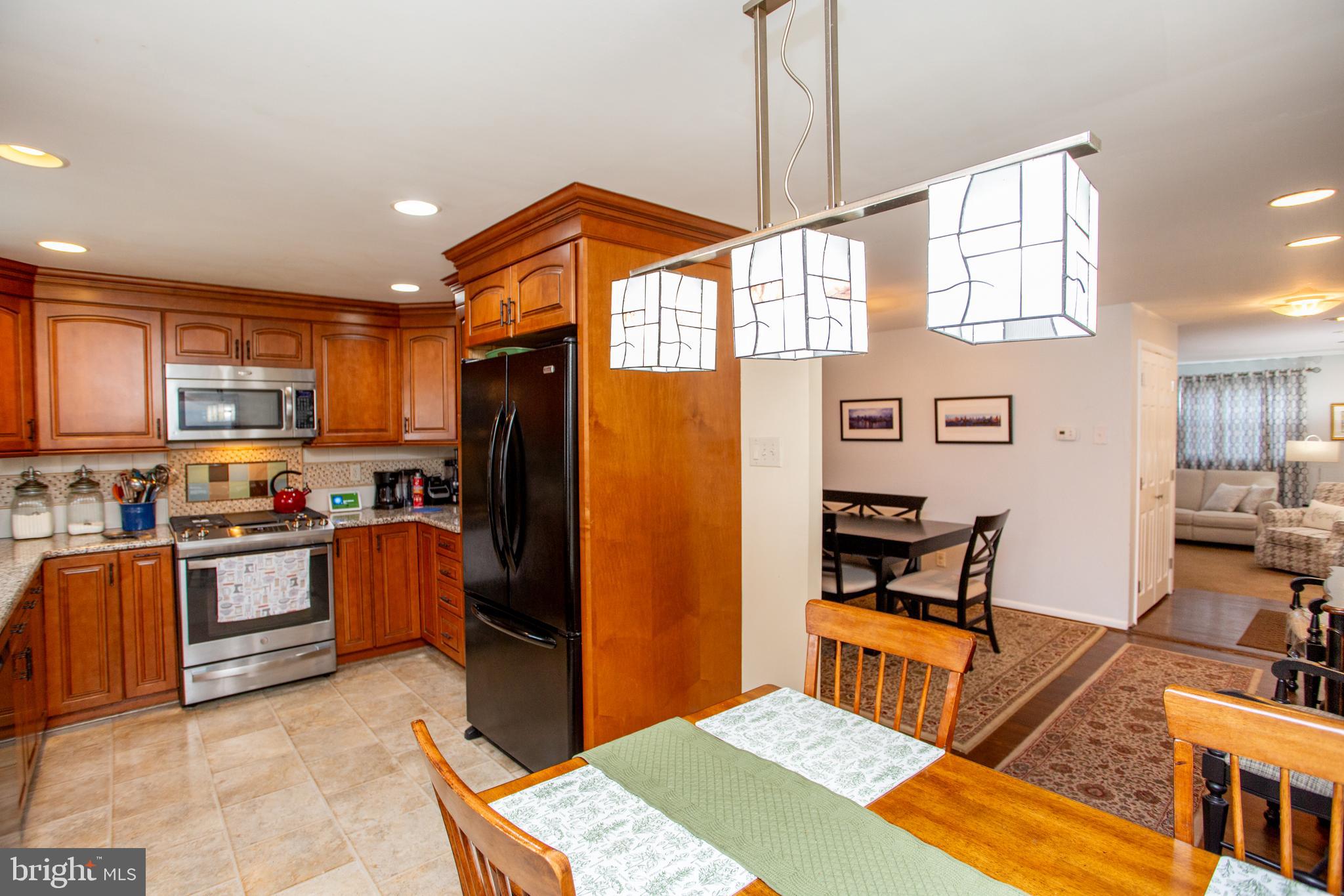 FOX CHASE - Residential