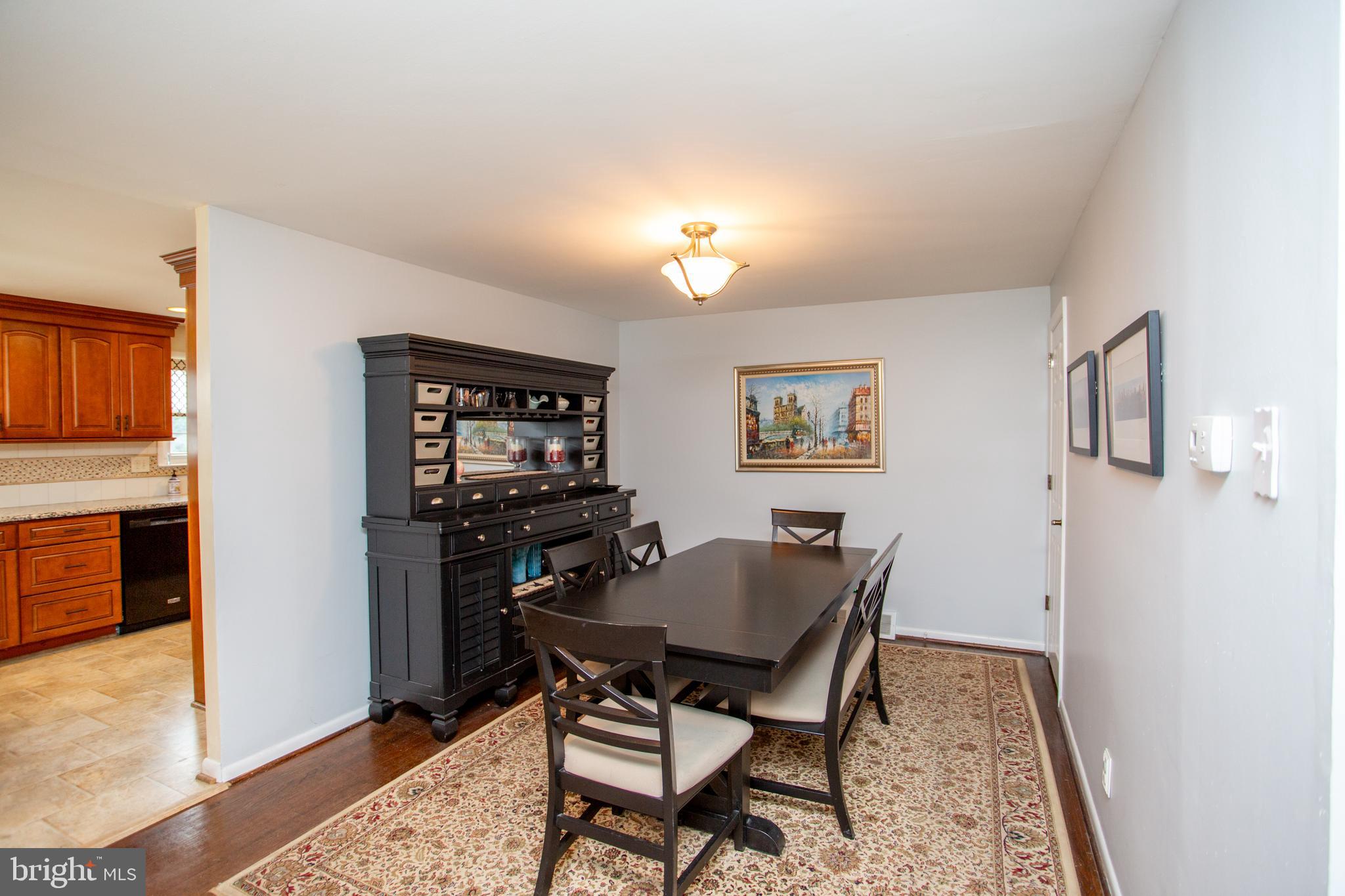 FOX CHASE - Residential