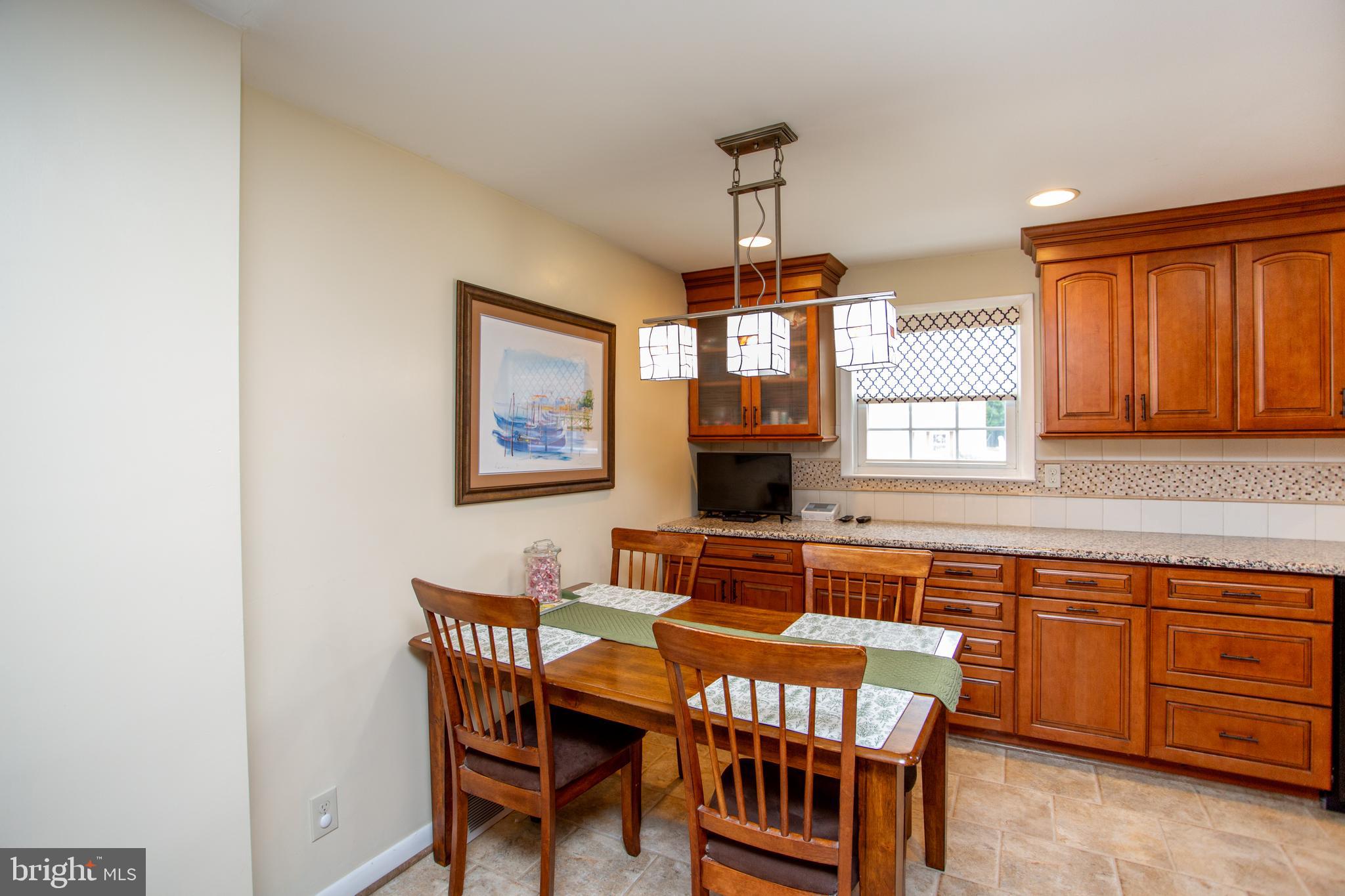FOX CHASE - Residential