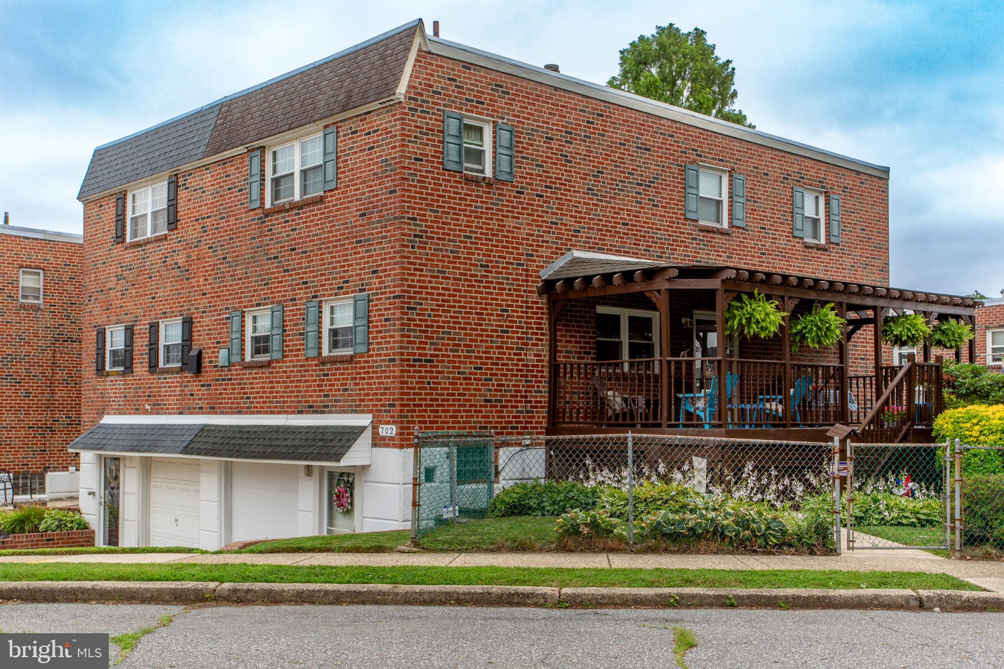 FOX CHASE - Residential