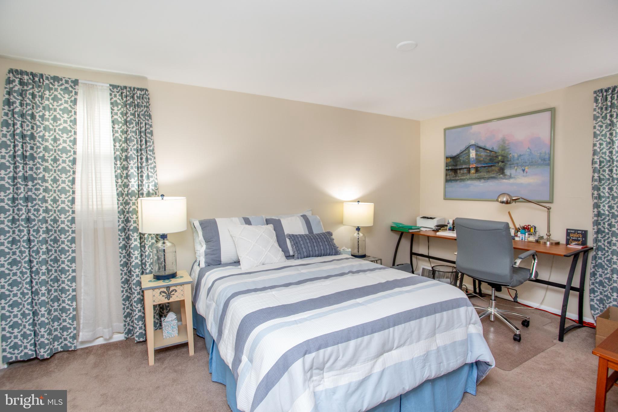 FOX CHASE - Residential