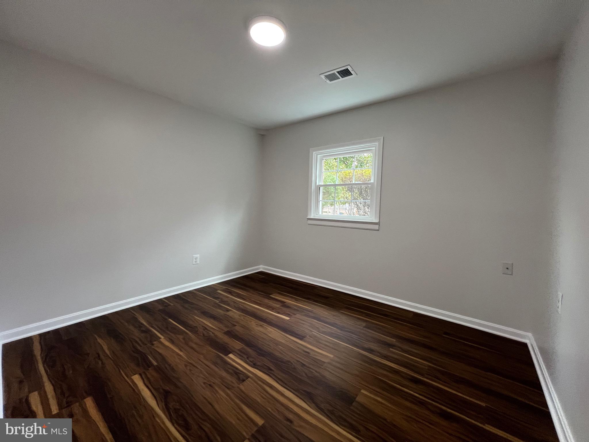 MOOR GREEN ESTATES - Residential Lease